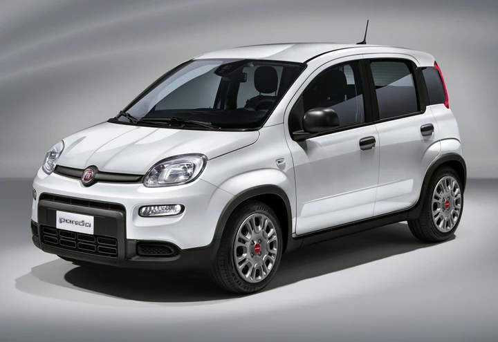 Fiat Panda in offerta a Firenze presso Gruppo Brandini. Scopri la citycar ideale per muoversi in città (come Firenze, Firenze Sud, Pistoia, Grosseto, Borgo San Lorenzo, etc)con le nostre promozioni esclusive.