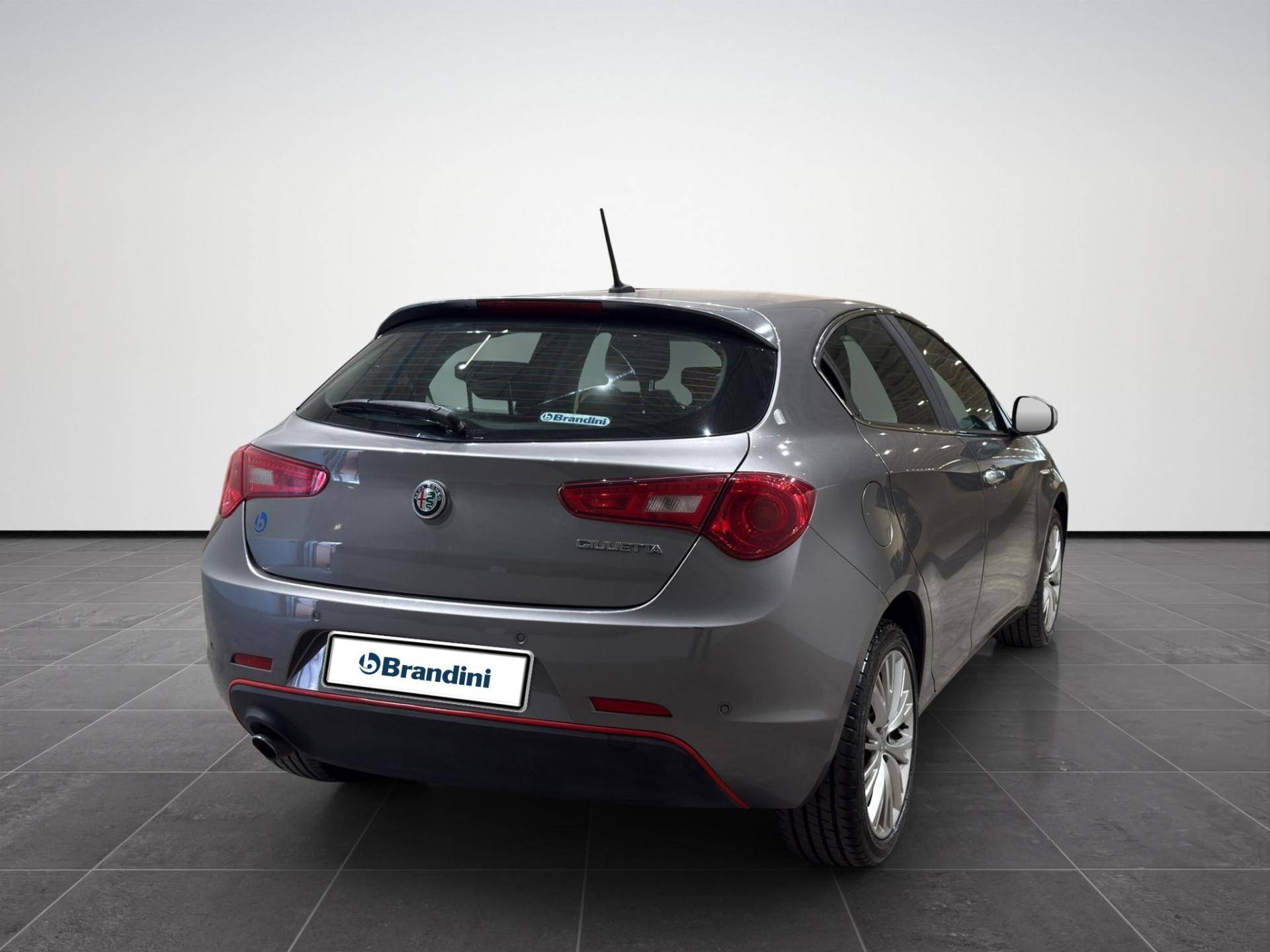 Auto Venduta - ALFA ROMEO Giulietta Giulietta 1.6 jtdm Super 120cv usata in pronta consegna - Brandini