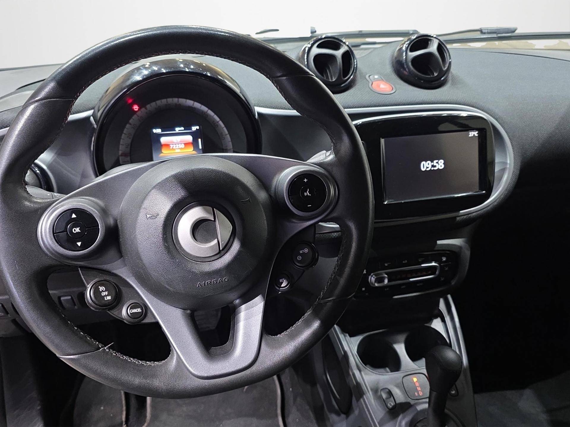 Auto Venduta - SMART Fortwo Fortwo Cabrio 1.0 Passion 71cv twinamic usata in pronta consegna - Brandini