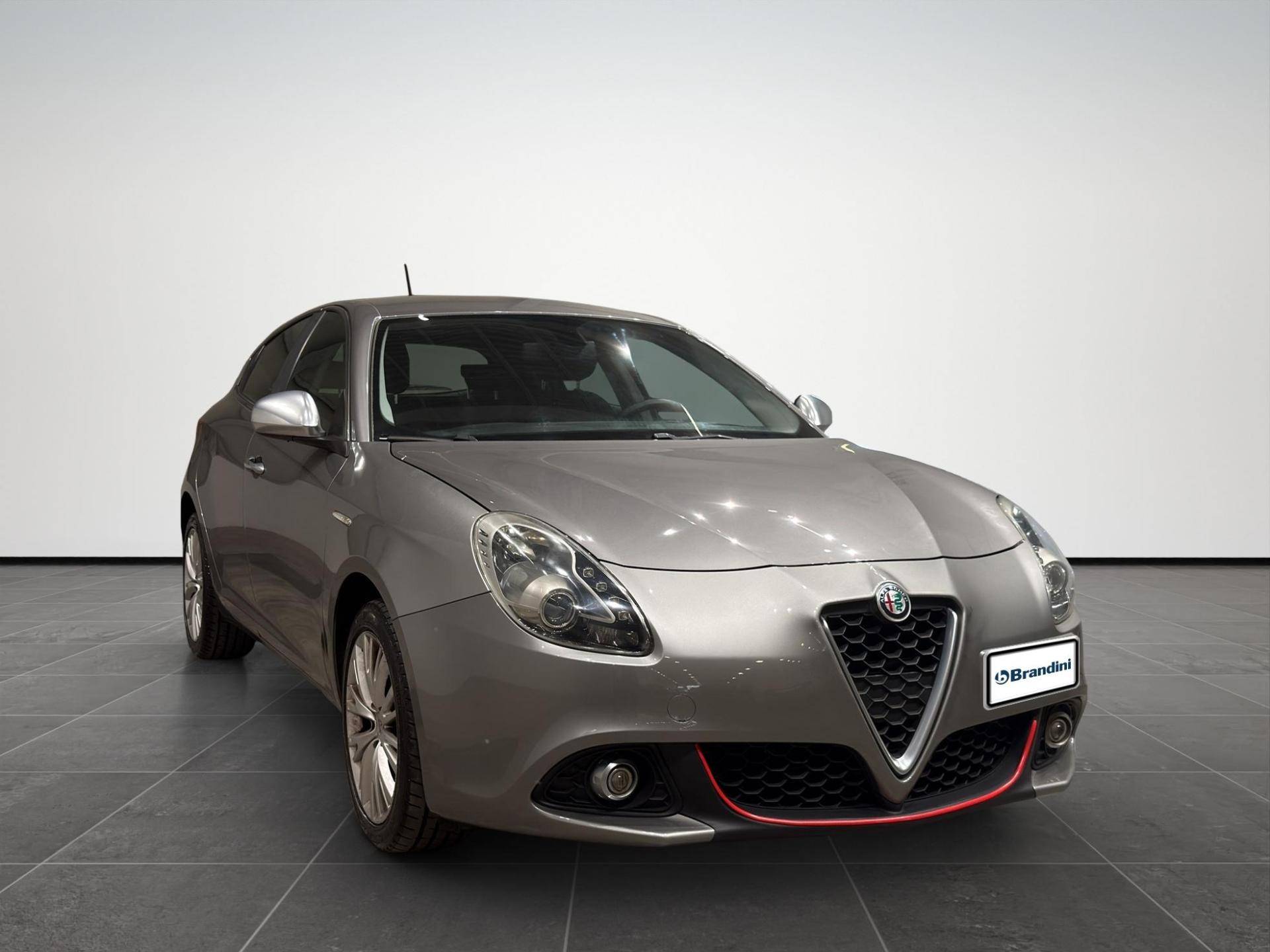 Auto Venduta - ALFA ROMEO Giulietta Giulietta 1.6 jtdm Super 120cv usata in pronta consegna - Brandini