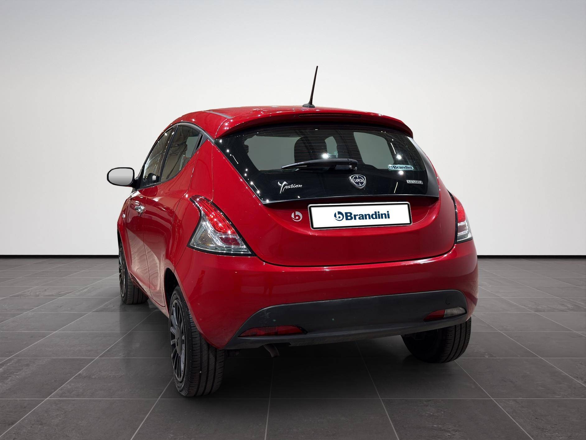 Auto Venduta - LANCIA Ypsilon Ypsilon 1.0 hybrid Silver s&s 70cv usata in pronta consegna - Brandini