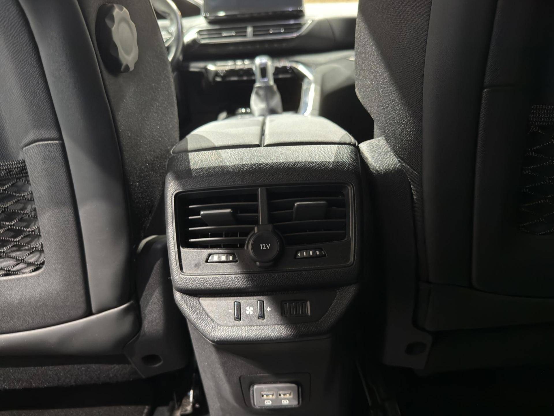 PEUGEOT 5008 5008 1.5 bluehdi Allure s&s 130cv usata in pronta consegna - Brandini