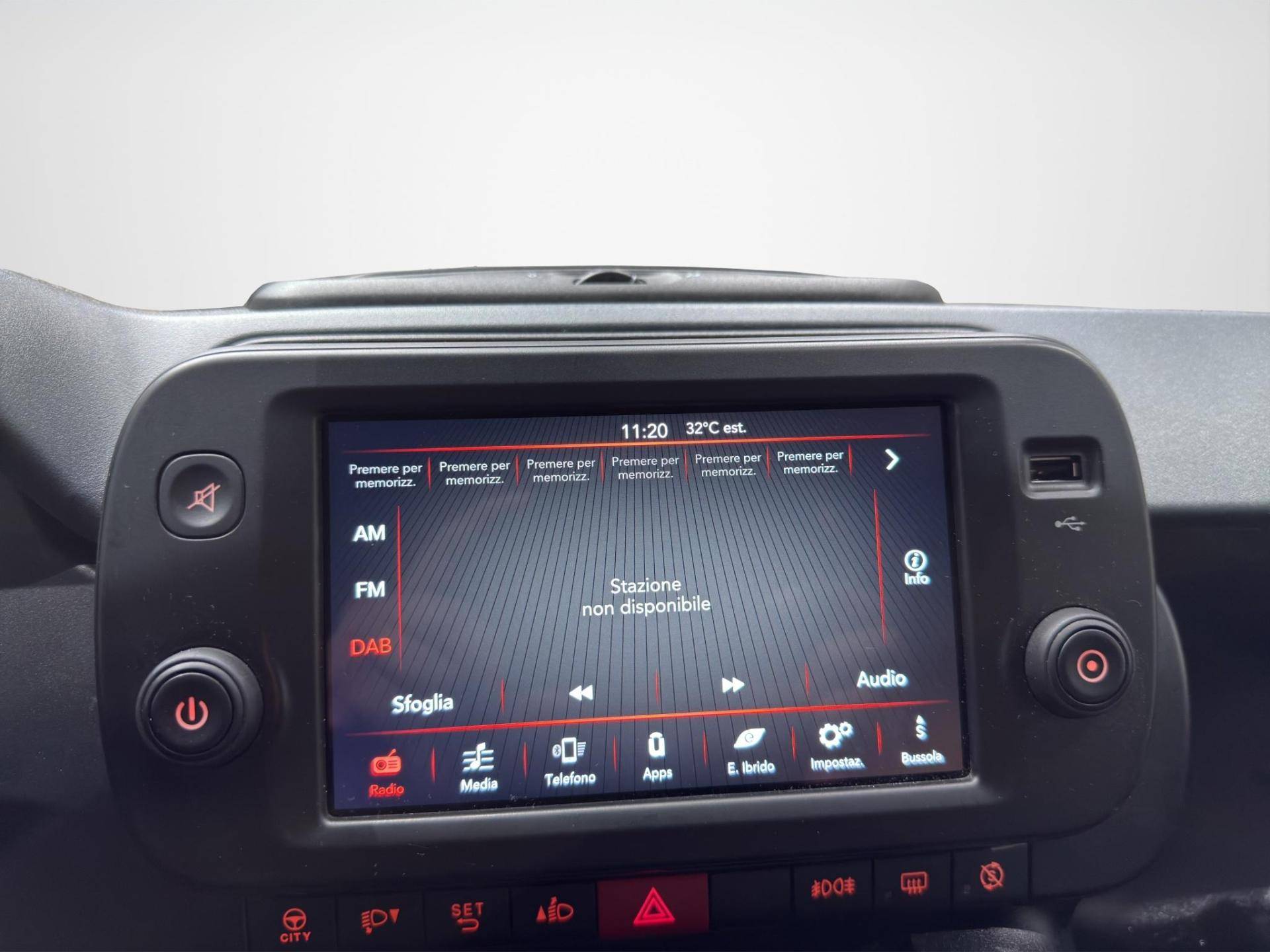 FIAT Panda Panda 1.0 firefly hybrid Cross s&s 70cv 5p.ti usata in pronta consegna - Brandini