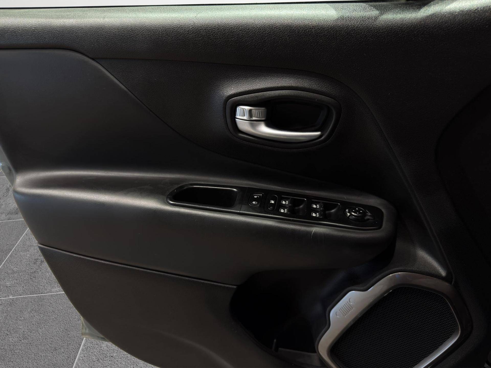 JEEP Renegade Renegade 1.6 mjt Limited 2wd 120cv usata in pronta consegna - Brandini