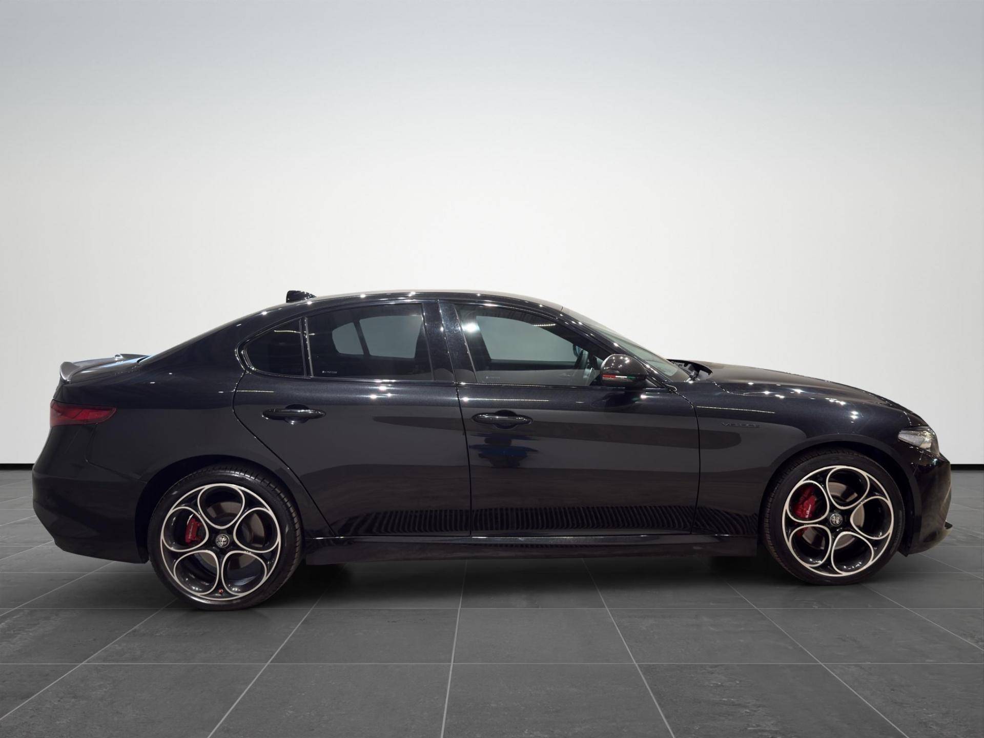 ALFA ROMEO GIULIA Giulia 2.2 t Veloce First edition Q4 210 cv auto usata in pronta consegna - Brandini