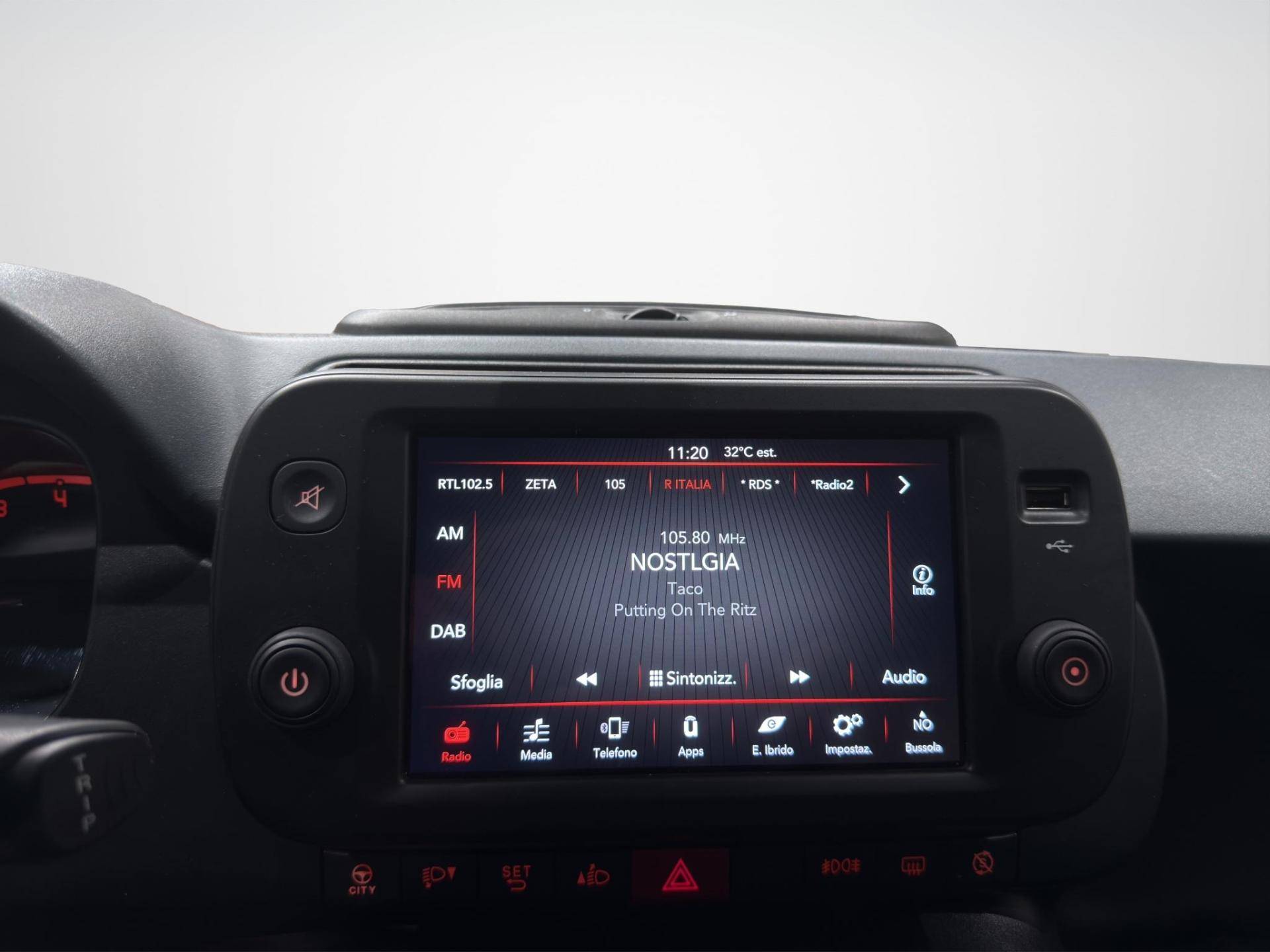 FIAT Panda Panda 1.0 firefly hybrid Cross s&s 70cv 5p.ti usata in pronta consegna - Brandini