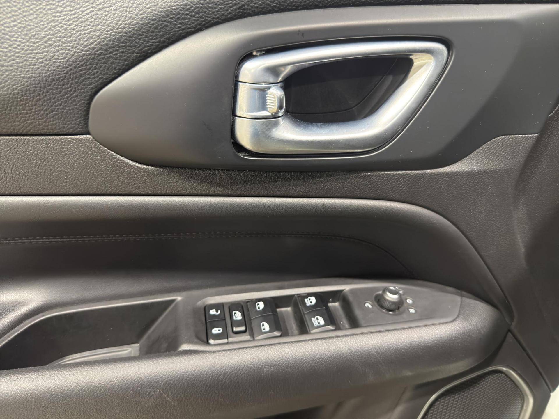 Auto Venduta - JEEP Compass Compass 1.5 turbo t4 mhev Limited 2wd 130cv dct usata in pronta consegna - Brandini