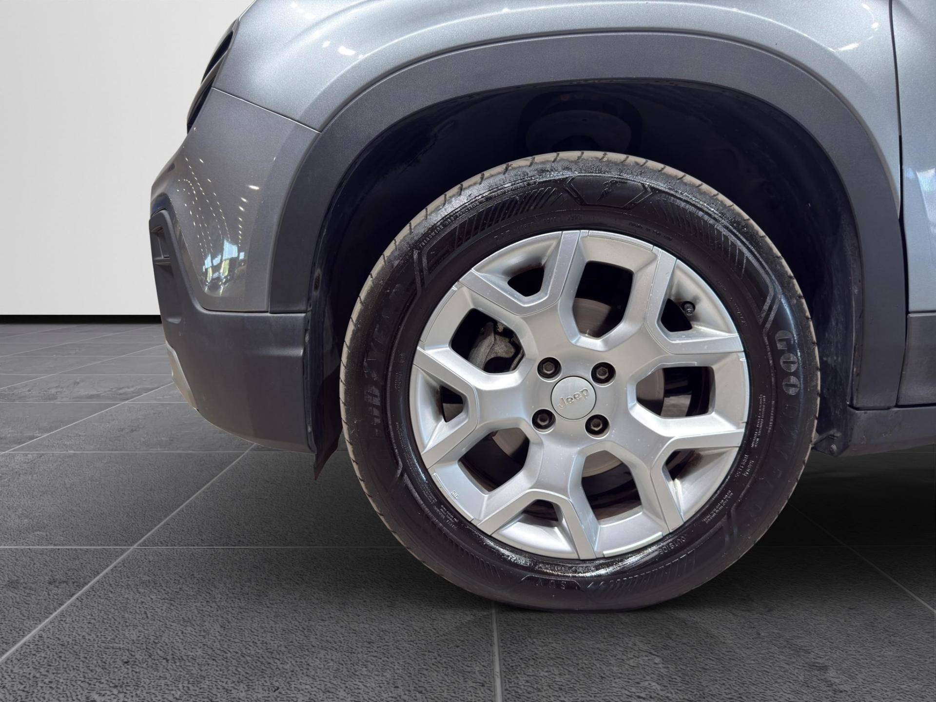JEEP Avenger Avenger 1.2 turbo Altitude fwd 100cv usata in pronta consegna - Brandini