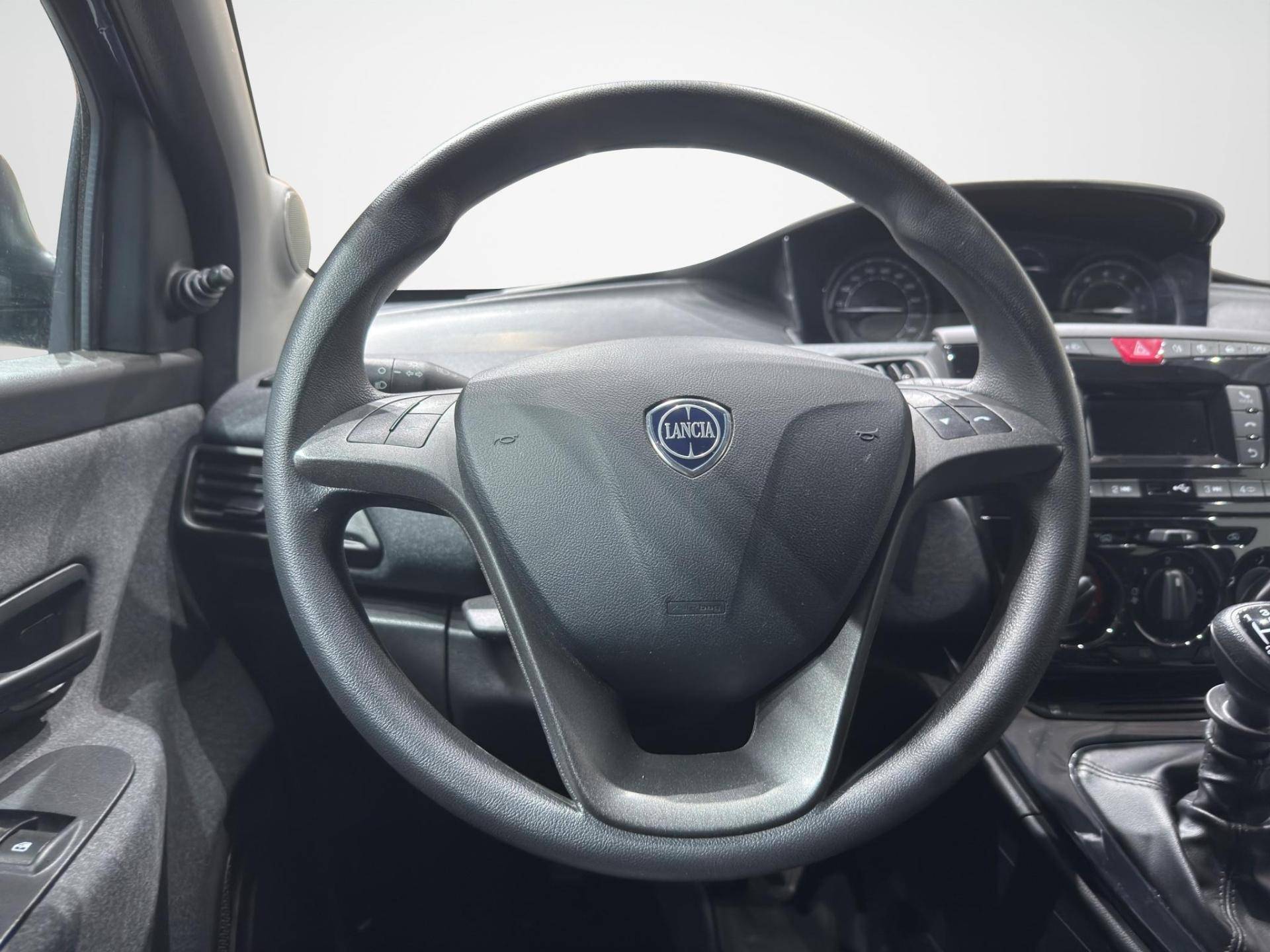 Auto Venduta - LANCIA Ypsilon Ypsilon 1.0 hybrid Silver s&s 70cv usata in pronta consegna - Brandini