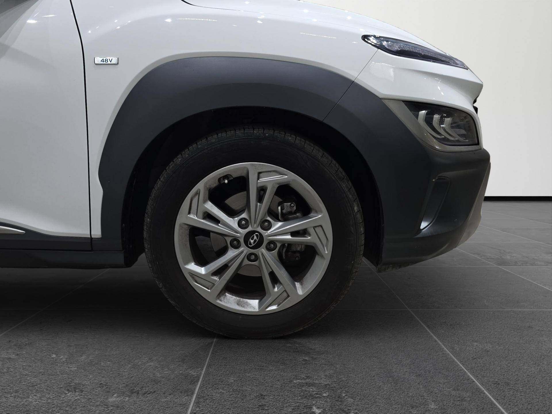 HYUNDAI Kona Kona 1.0 t-gdi 48V Xline Safety Pack 2wd 120cv imt usata in pronta consegna - Brandini