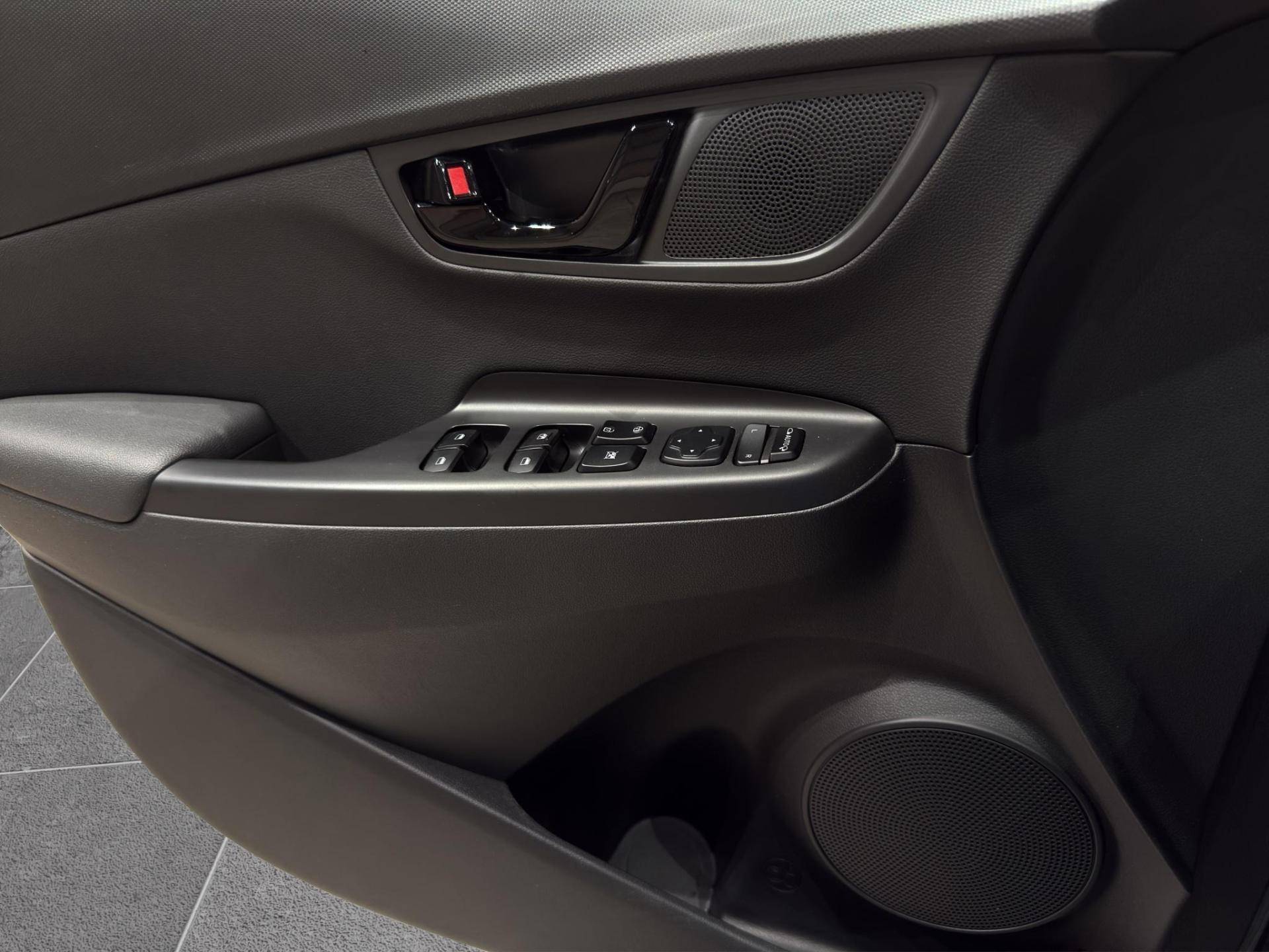 HYUNDAI Kona Kona 1.0 t-gdi Xtech Plus Pack 2wd 120cv usata in pronta consegna - Brandini