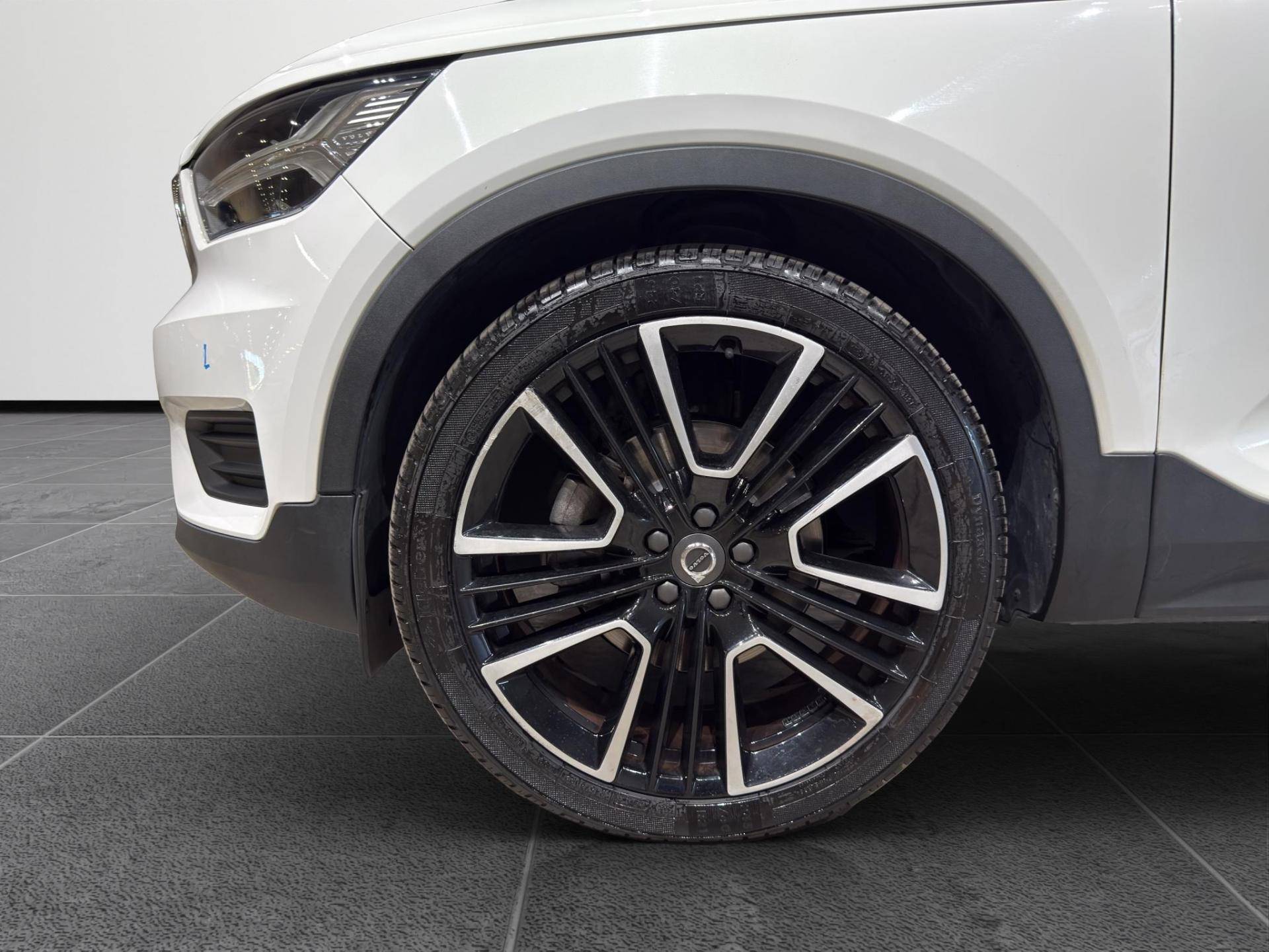 VOLVO XC40 XC40 2.0 d3 Momentum awd geartronic usata in pronta consegna - Brandini