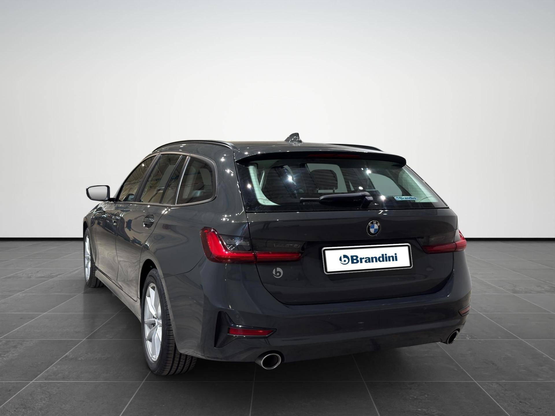 BMW Serie 3 Touring 320d Touring mhev 48V xdrive Business Advantage auto usata in pronta consegna - Brandini