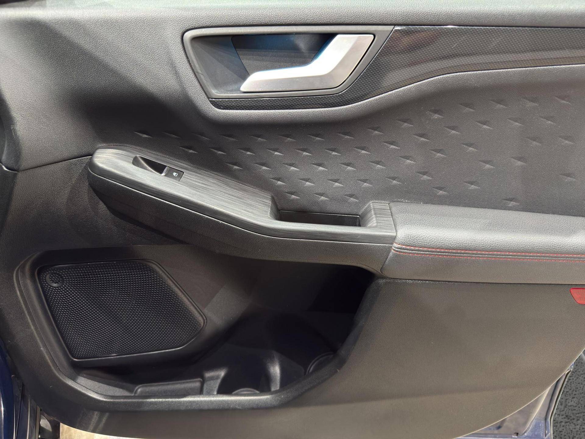 FORD Kuga Kuga 2.0 ecoblue mhev ST-Line 2wd 150cv usata in pronta consegna - Brandini