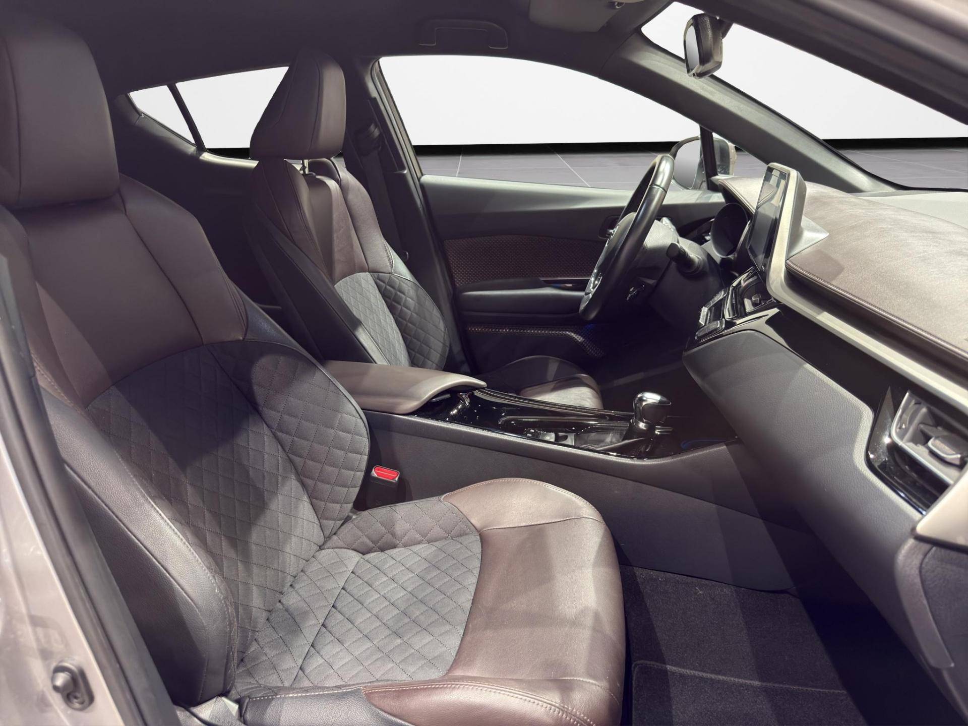 Auto Venduta - TOYOTA C-HR C-HR 1.8h Lounge 2wd e-cvt usata in pronta consegna - Brandini