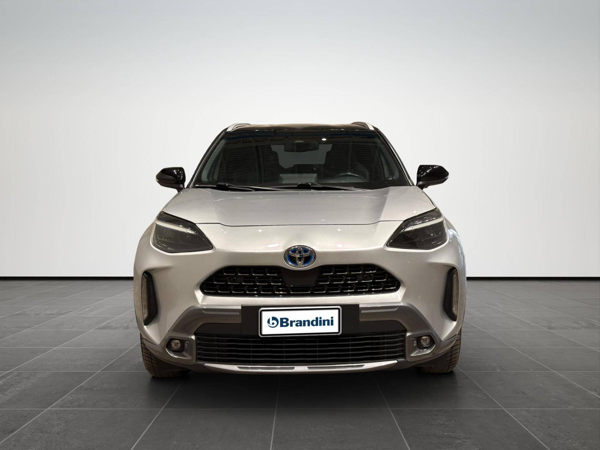 TOYOTA Yaris Cross Yaris Cross 1.5h Adventure fwd 116cv e-cvt usata in pronta consegna - Brandini