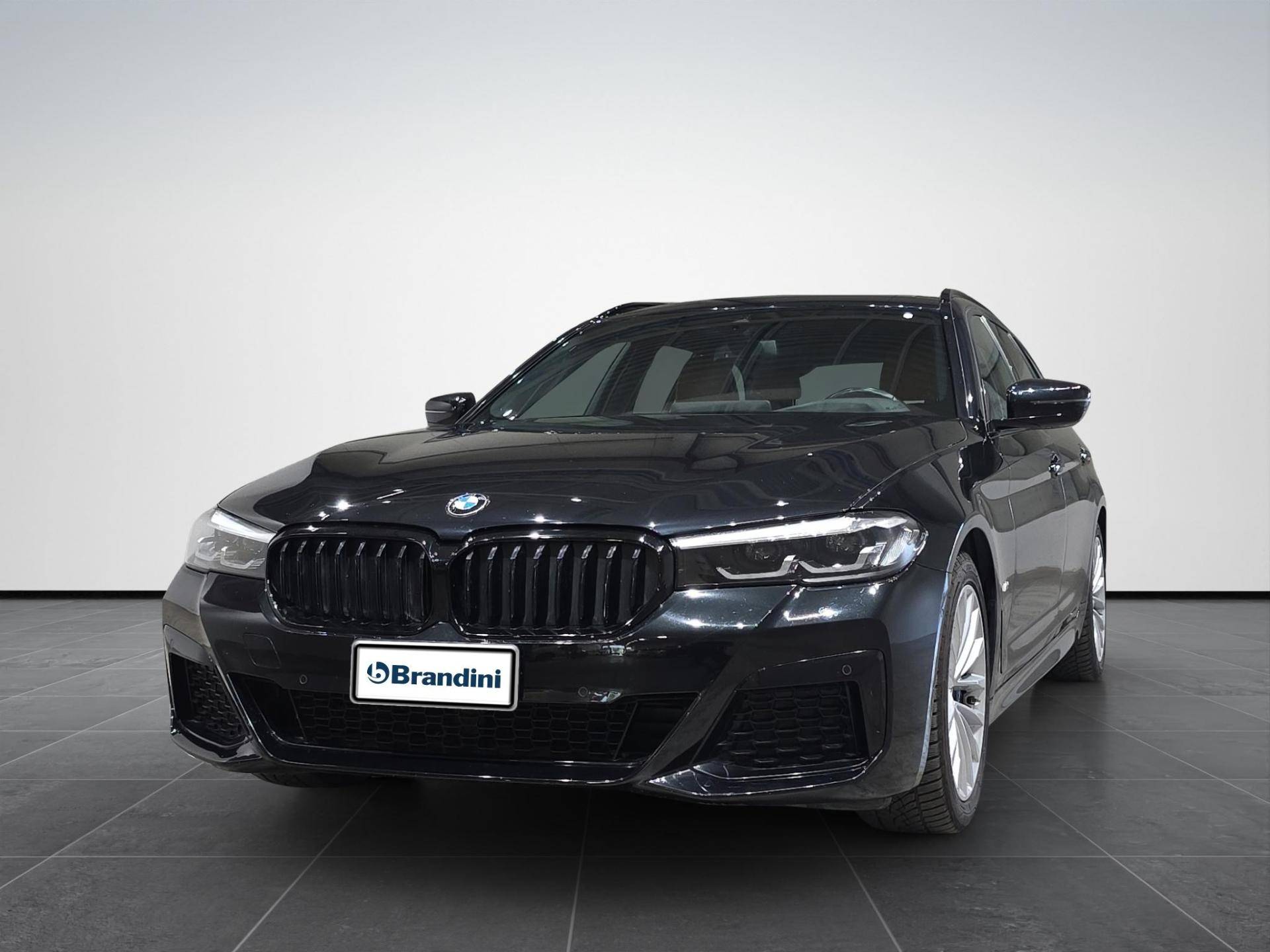 BMW Serie 5 Touring 520d Touring mhev 48V xdrive Msport auto usata in pronta consegna - Brandini