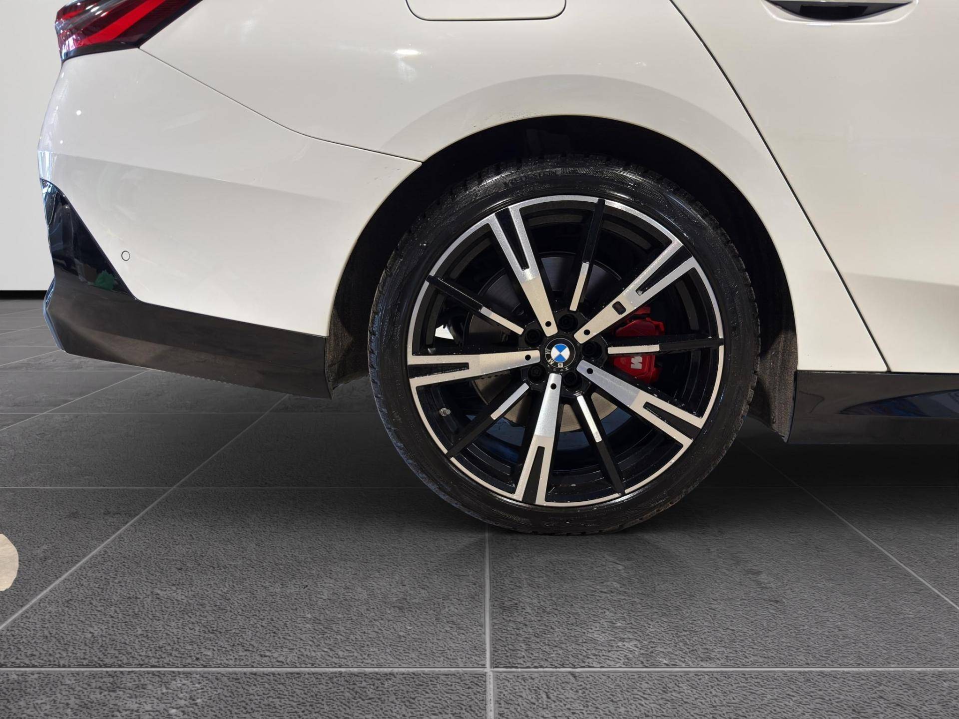 BMW Serie 5 Touring 540d Touring 48V xdrive MSport Pro 183kW auto usata in pronta consegna - Brandini