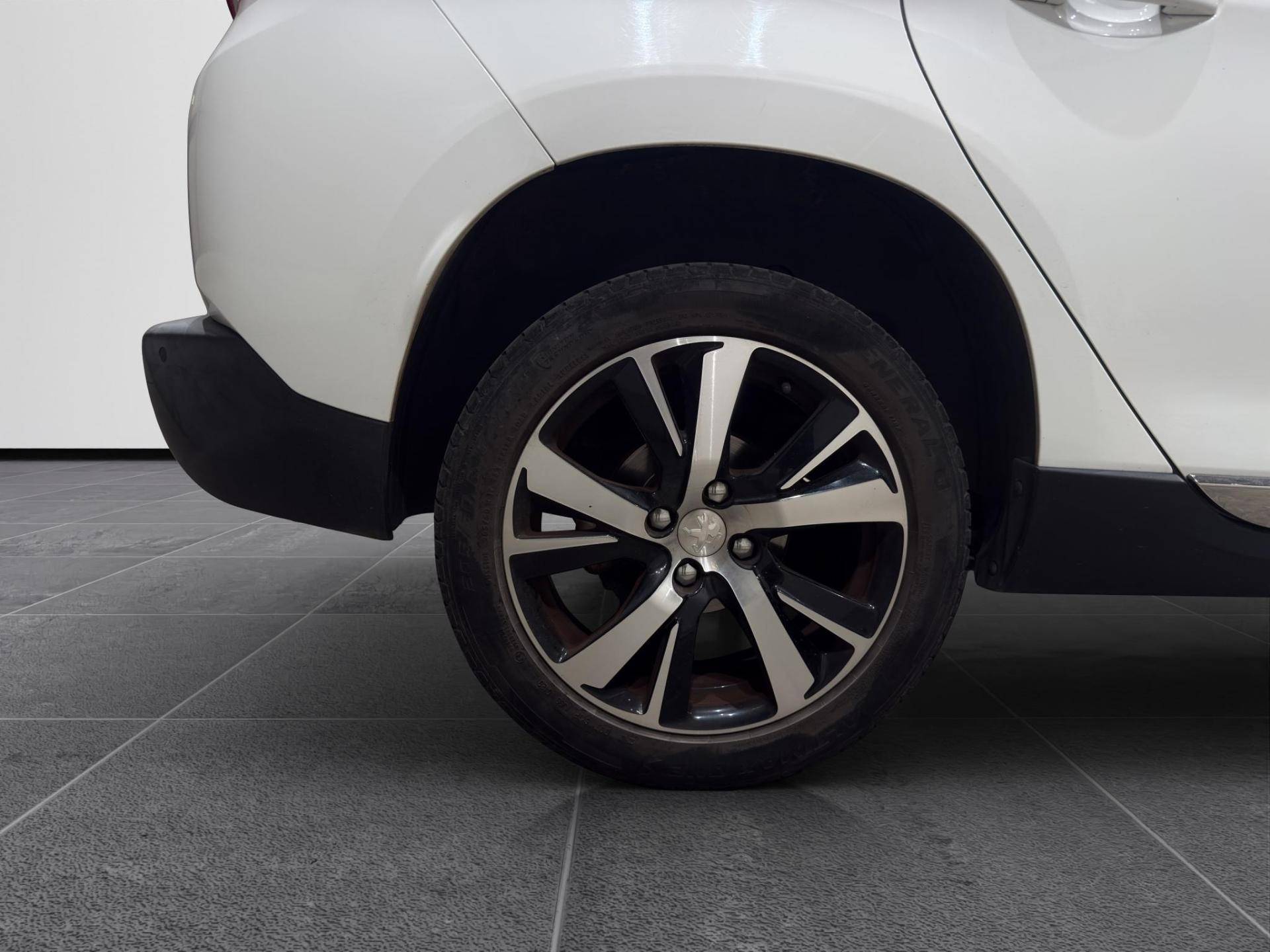 PEUGEOT 2008 2008 1.6 bluehdi Allure 100cv usata in pronta consegna - Brandini