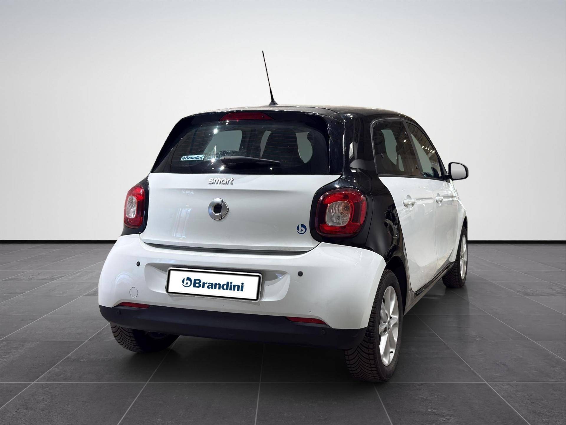 Auto Venduta - SMART Forfour Forfour 1.0 Passion 71cv twinamic my18 usata in pronta consegna - Brandini
