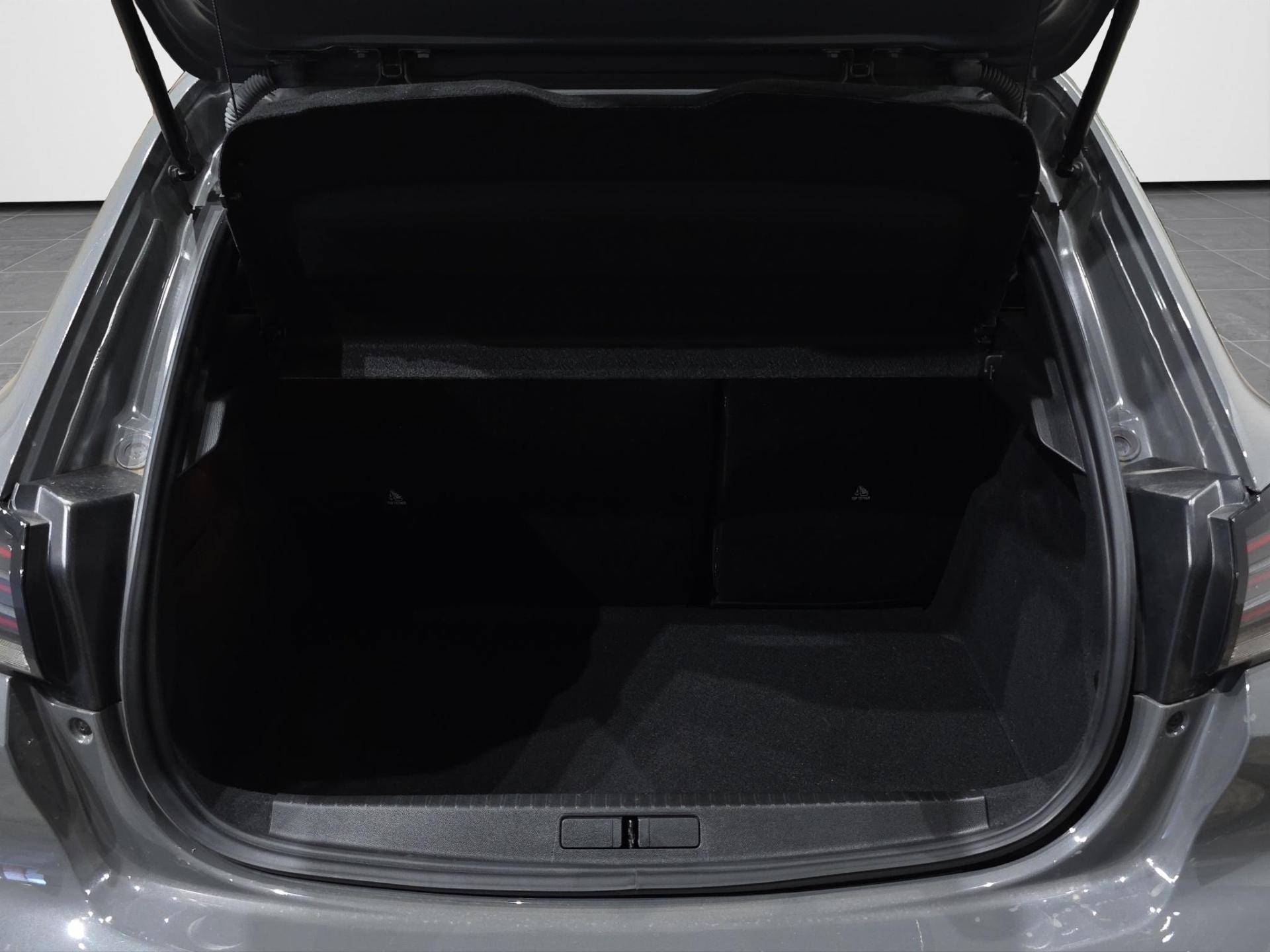 Auto Venduta - PEUGEOT 208 208 1.2 hybrid Allure 100cv e-dcs 6 usata in pronta consegna - Brandini