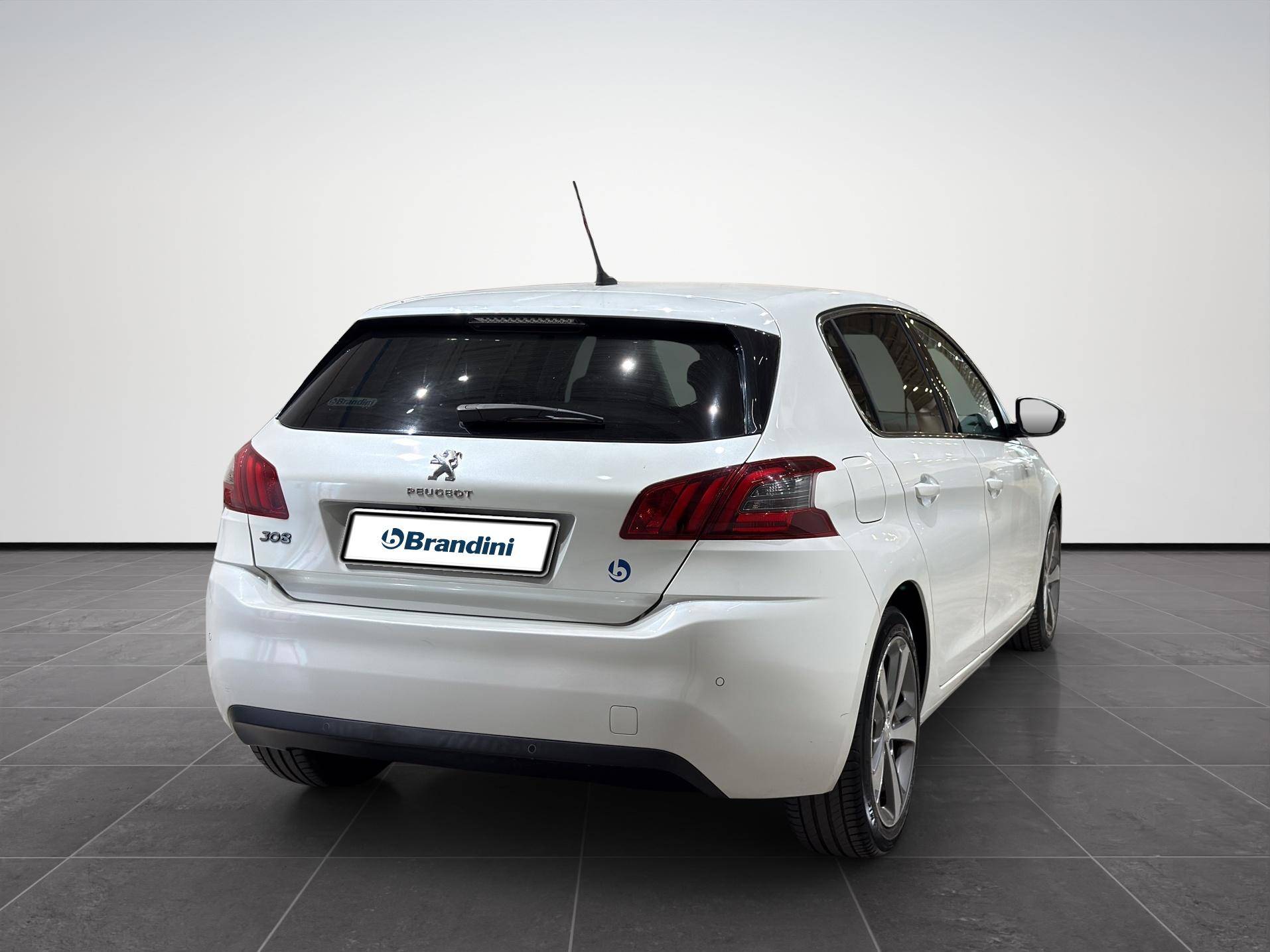 PEUGEOT 308 308 5p 1.5 bluehdi Allure s&s 130cv usata in pronta consegna - Brandini