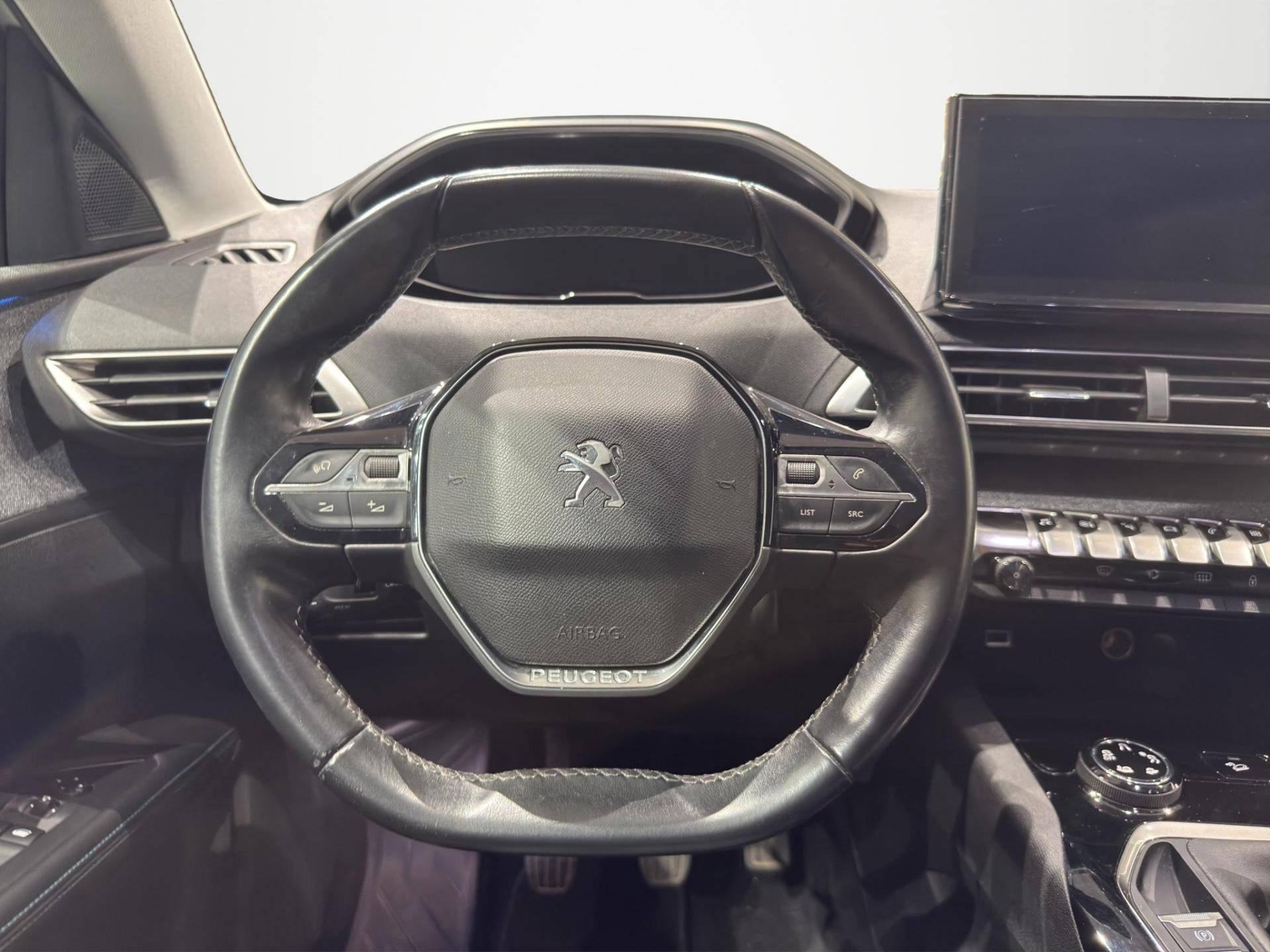 PEUGEOT 5008 5008 1.5 bluehdi Allure s&s 130cv usata in pronta consegna - Brandini