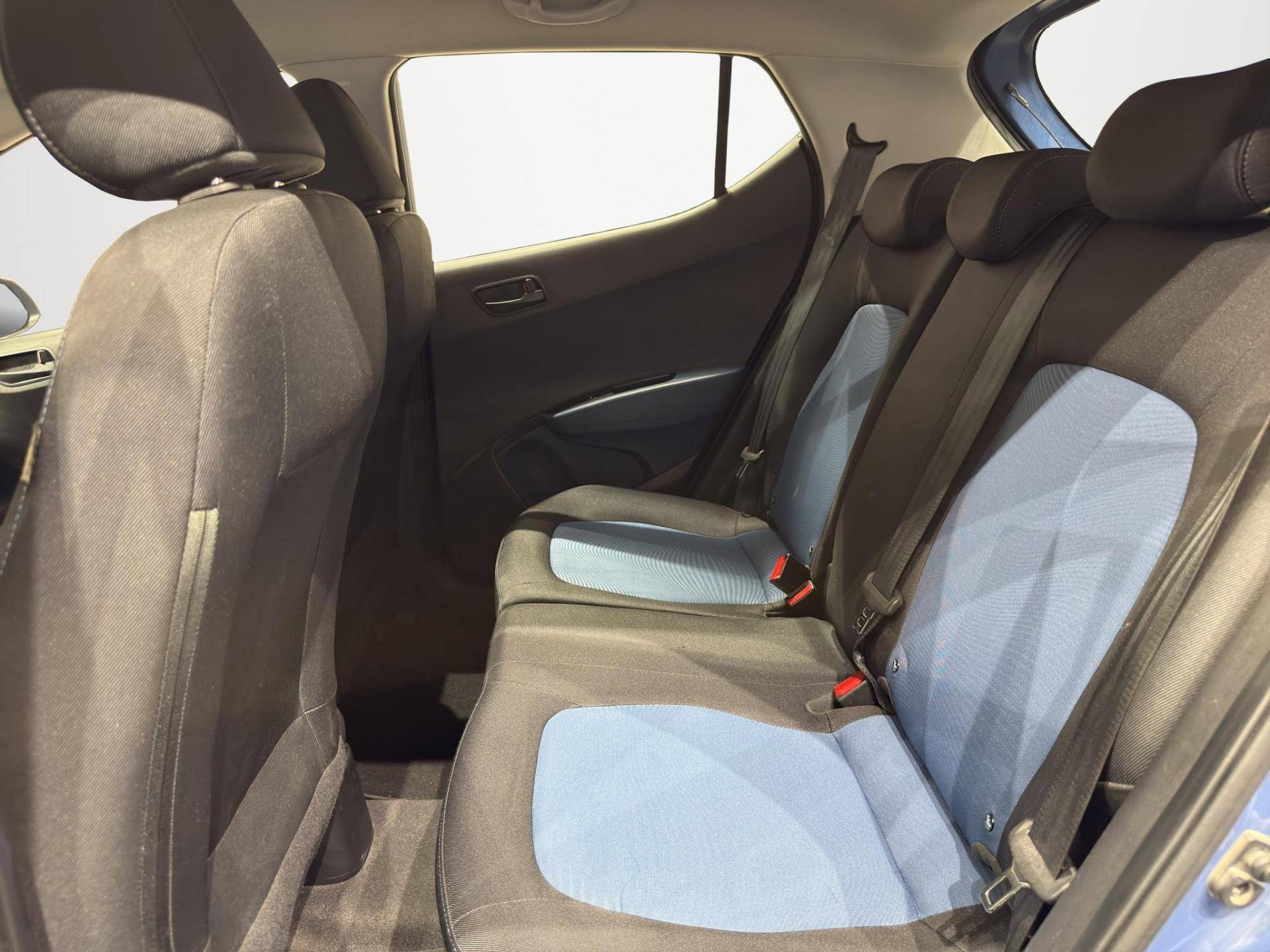HYUNDAI I10 i10 1.0 Login E6 usata in pronta consegna - Brandini