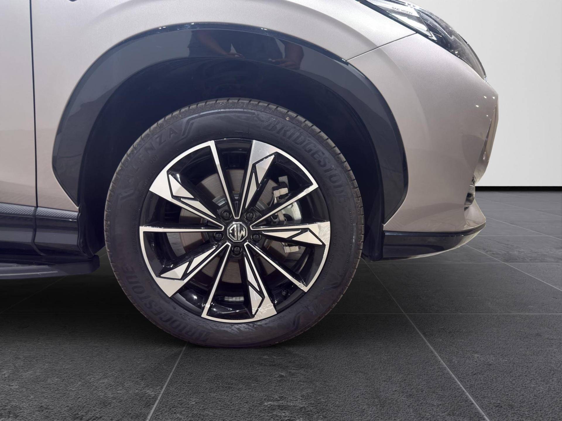 MG HS HS 1.5 phev Luxury auto usata in pronta consegna - Brandini