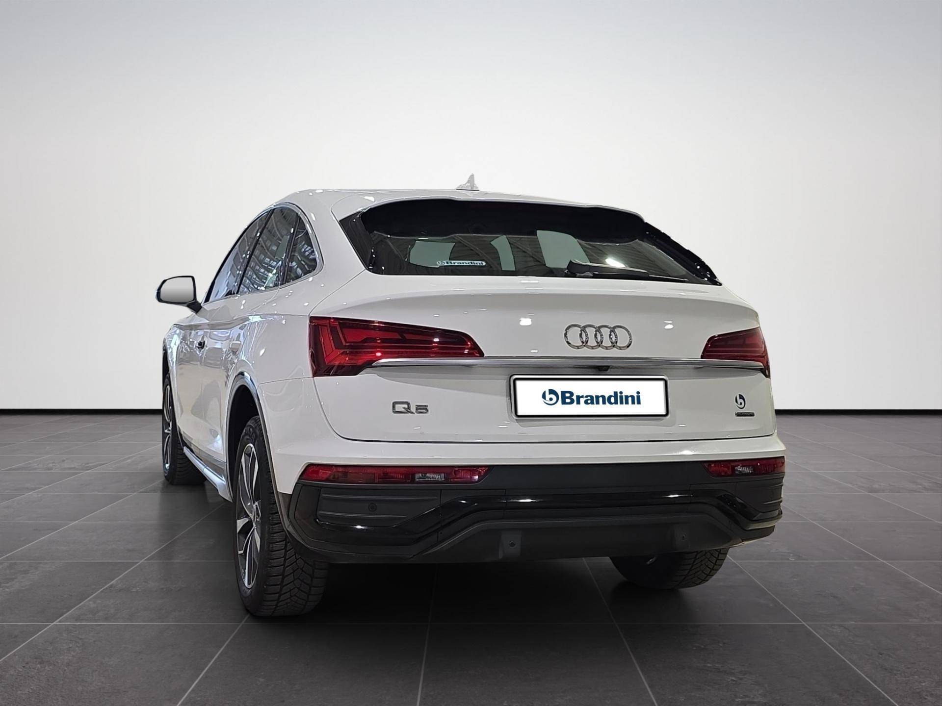 AUDI Q5 Q5 Sportback 40 2.0 tdi mhev 12V Business Advanced quattro s tronic usata in pronta consegna - Brandini