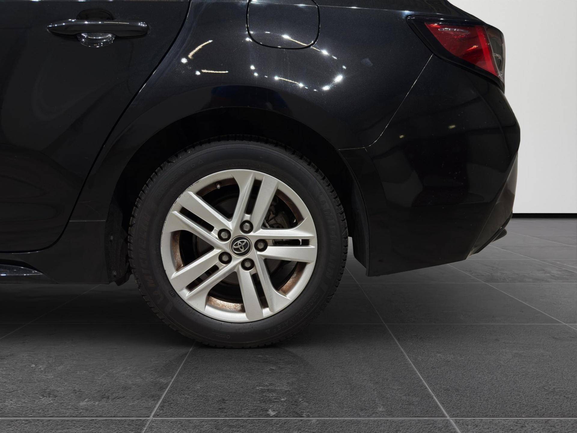 TOYOTA Corolla Touring Corolla Touring Sports 1.8 hybrid Active cvt usata in pronta consegna - Brandini