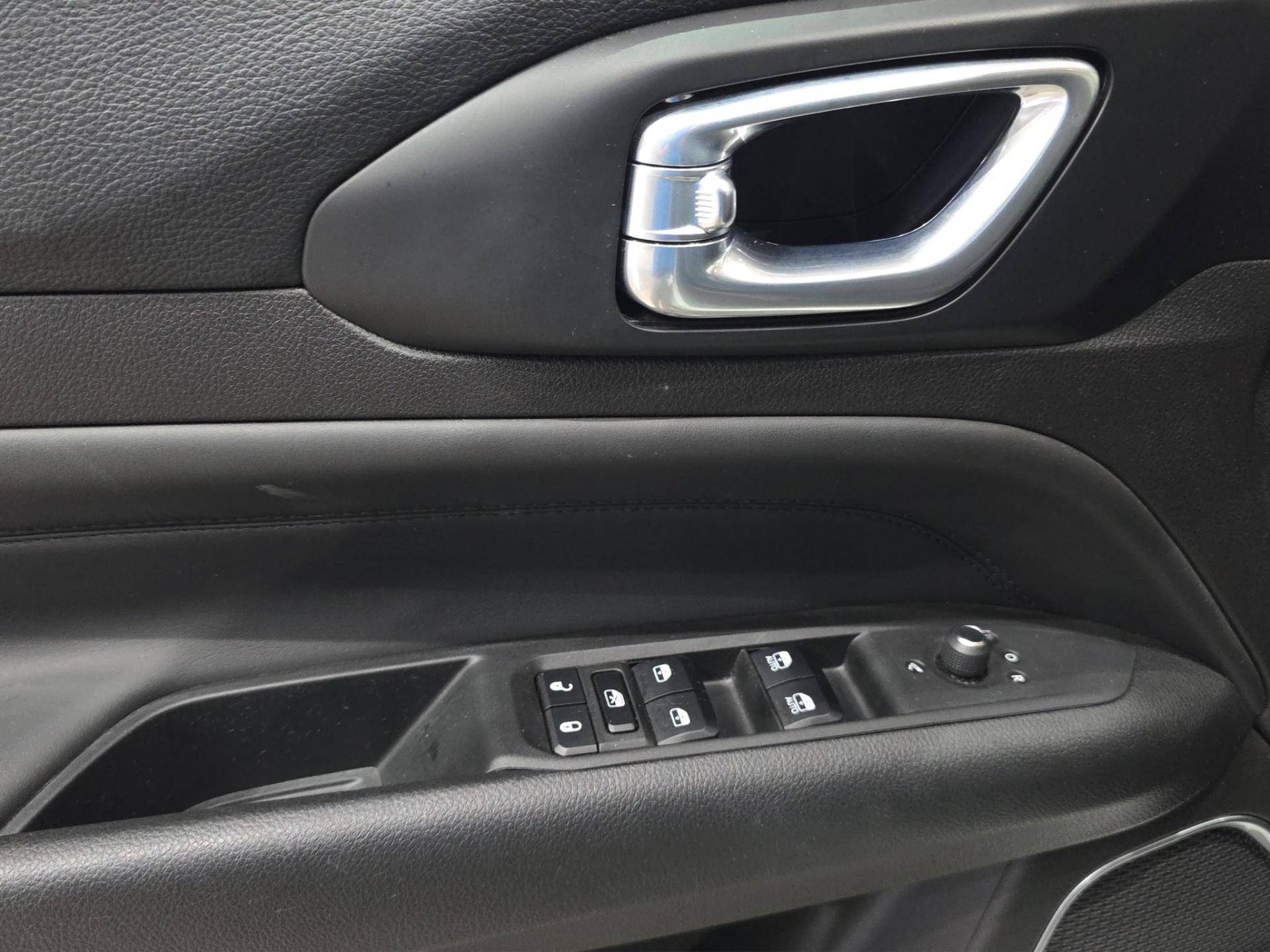 Auto Venduta - JEEP Compass Compass 1.5 turbo t4 mhev Limited 2wd 130cv dct usata in pronta consegna - Brandini
