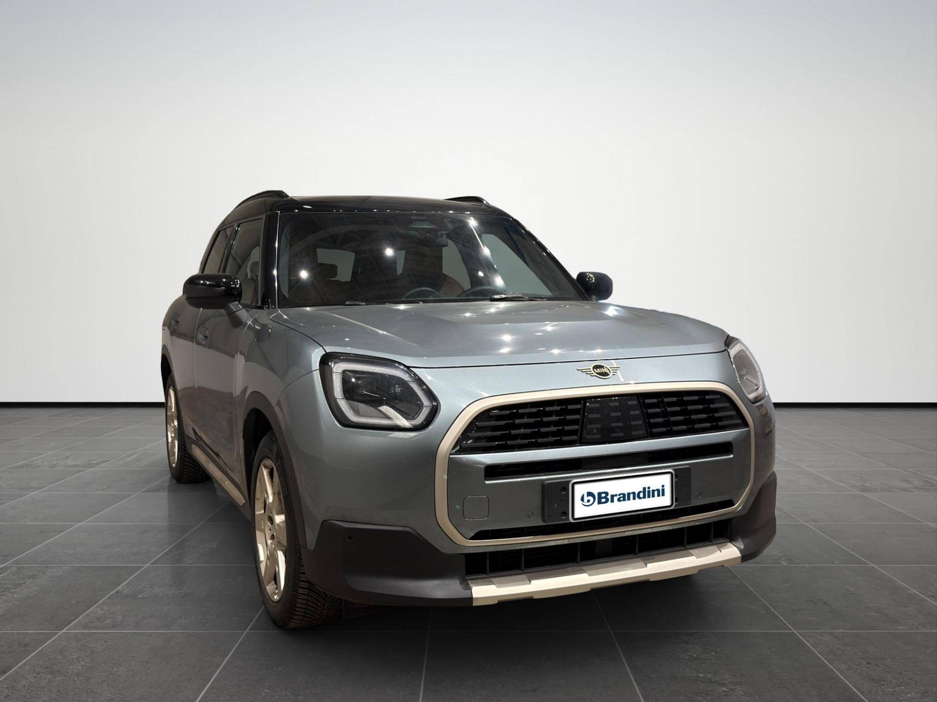 Auto Venduta - MINI Mini Countryman Mini Countryman 1.5 48V C Favoured auto usata in pronta consegna - Brandini