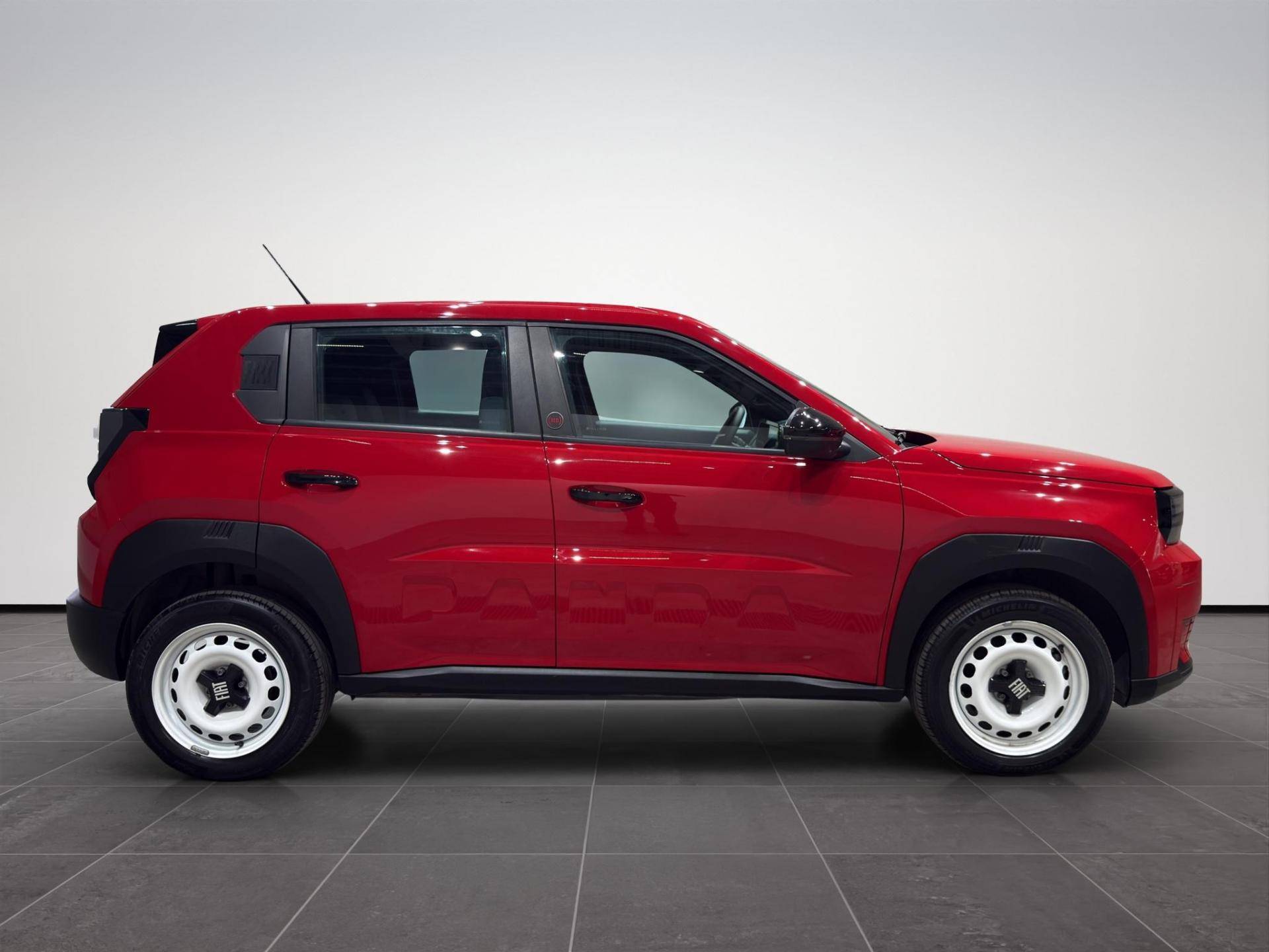 FIAT Grande Panda Grande Panda 44 kWh Red usata in pronta consegna - Brandini