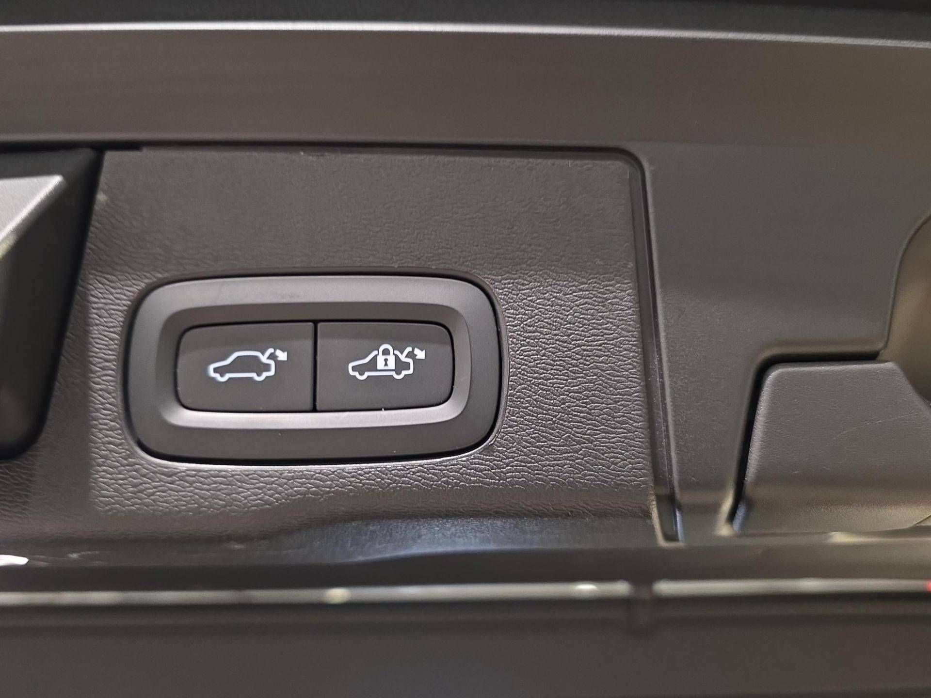 VOLVO XC60 XC60 2.0 t8 recharge phev obc 6,4kW Polestar Engineered awd 310cv auto usata in pronta consegna - Brandini