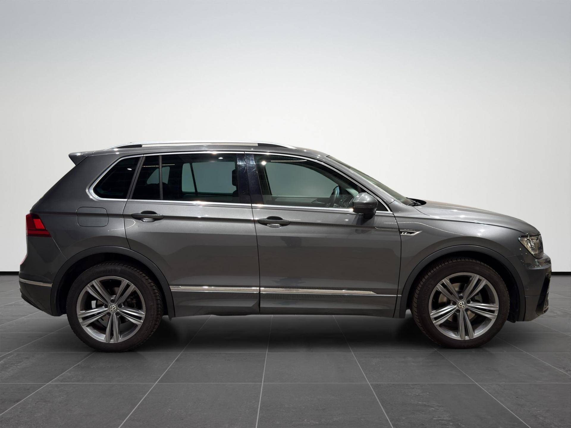VOLKSWAGEN Tiguan Tiguan 2.0 tdi Advanced R-Line Exterior Pack 150cv dsg usata in pronta consegna - Brandini