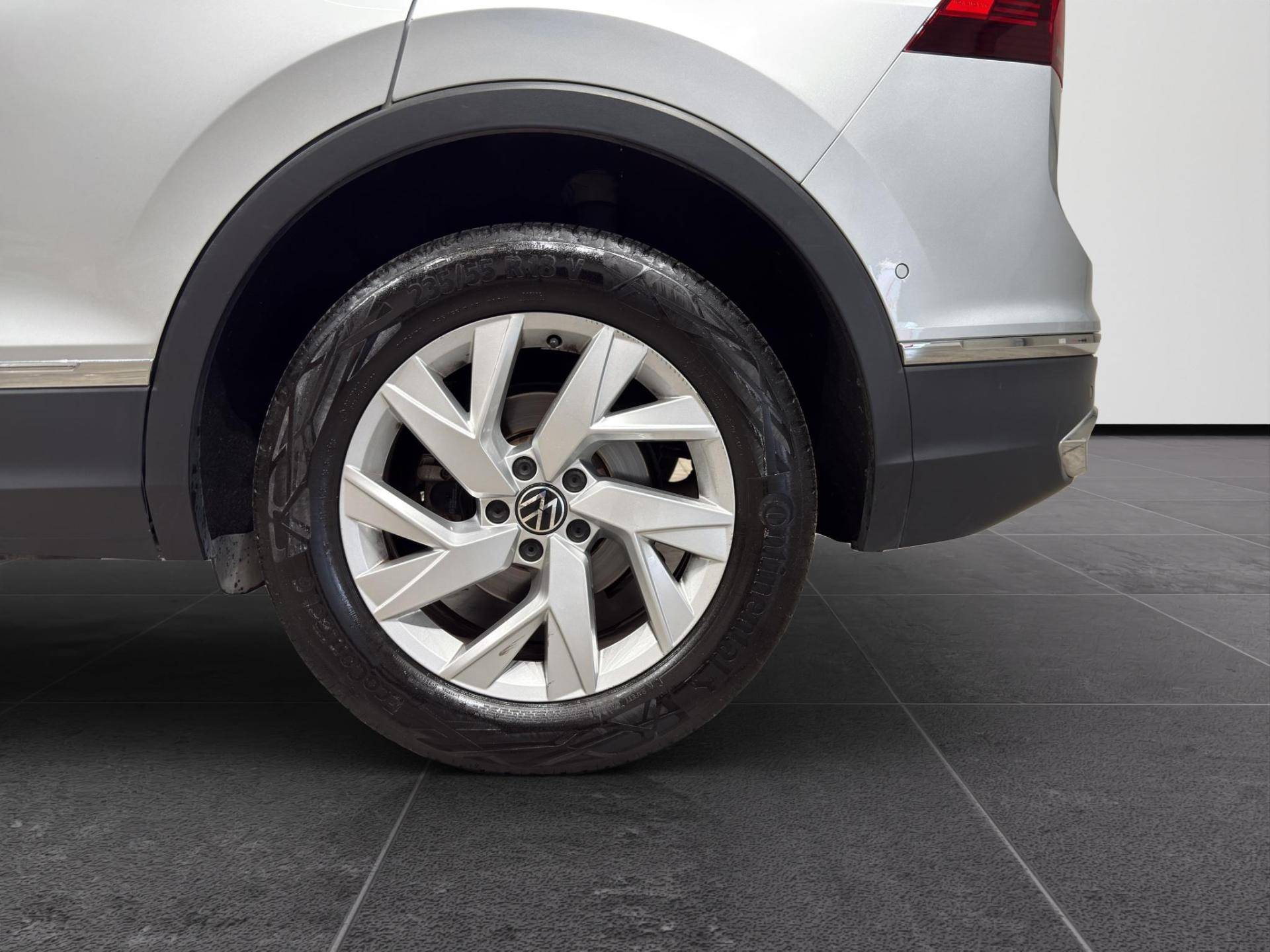 VOLKSWAGEN Tiguan Tiguan 2.0 tdi scr Elegance 4motion 150cv dsg usata in pronta consegna - Brandini
