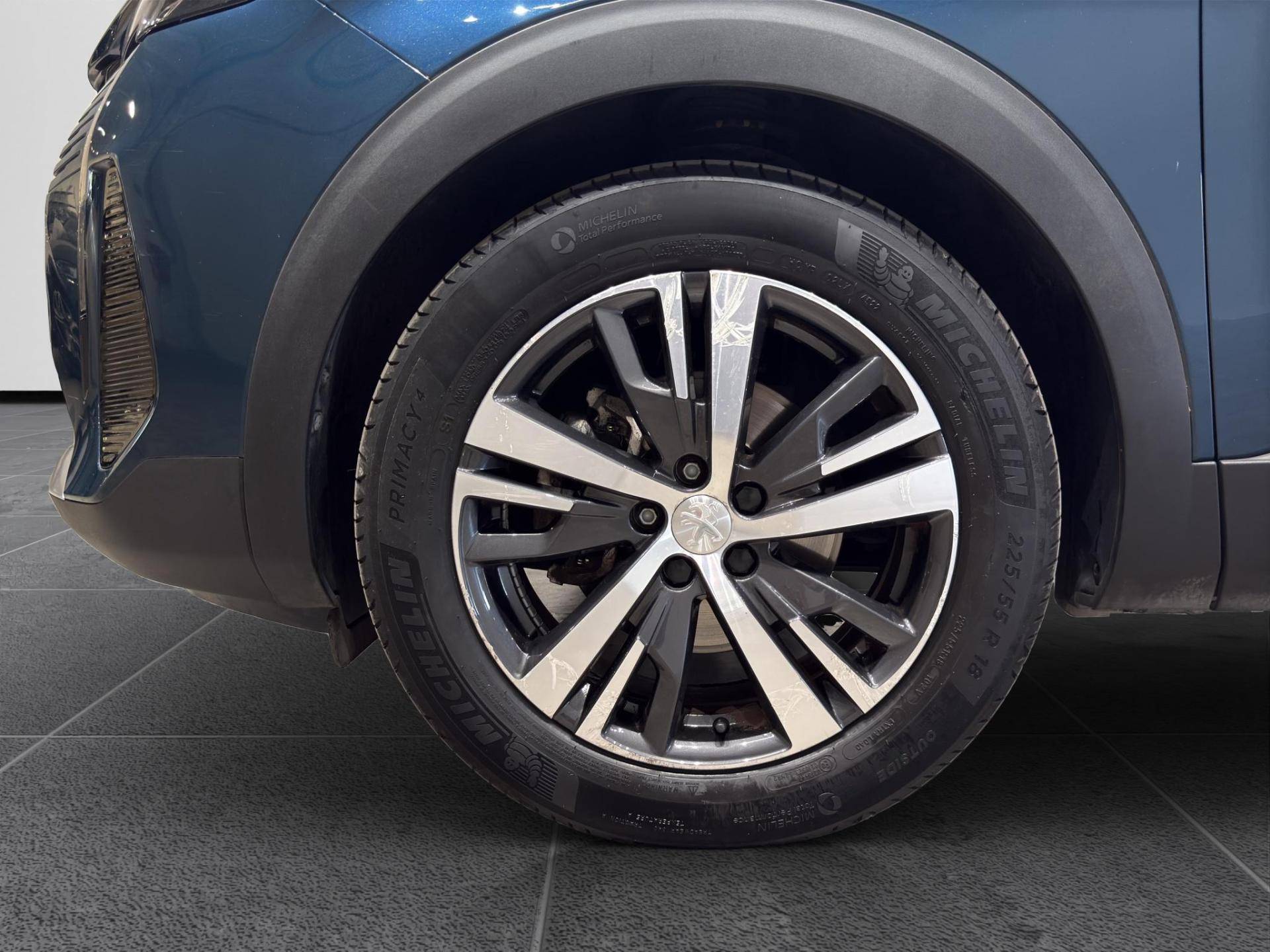 Auto Venduta - PEUGEOT 5008 5008 1.2 puretech t Allure Pack s&s 130cv usata in pronta consegna - Brandini