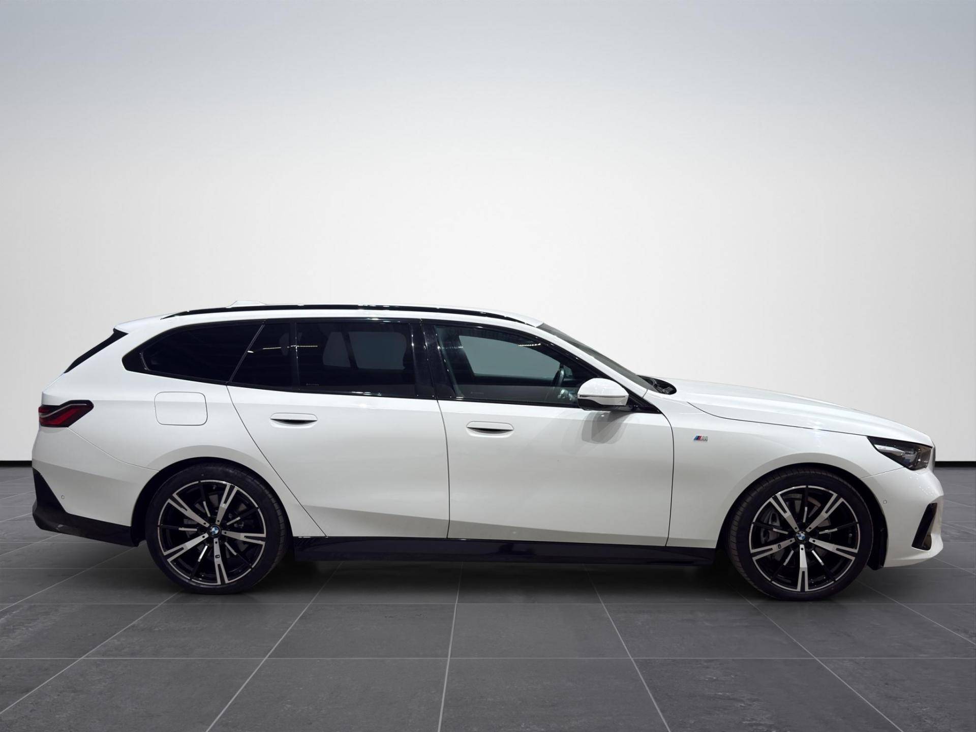 BMW Serie 5 Touring 540d Touring 48V xdrive MSport auto usata in pronta consegna - Brandini