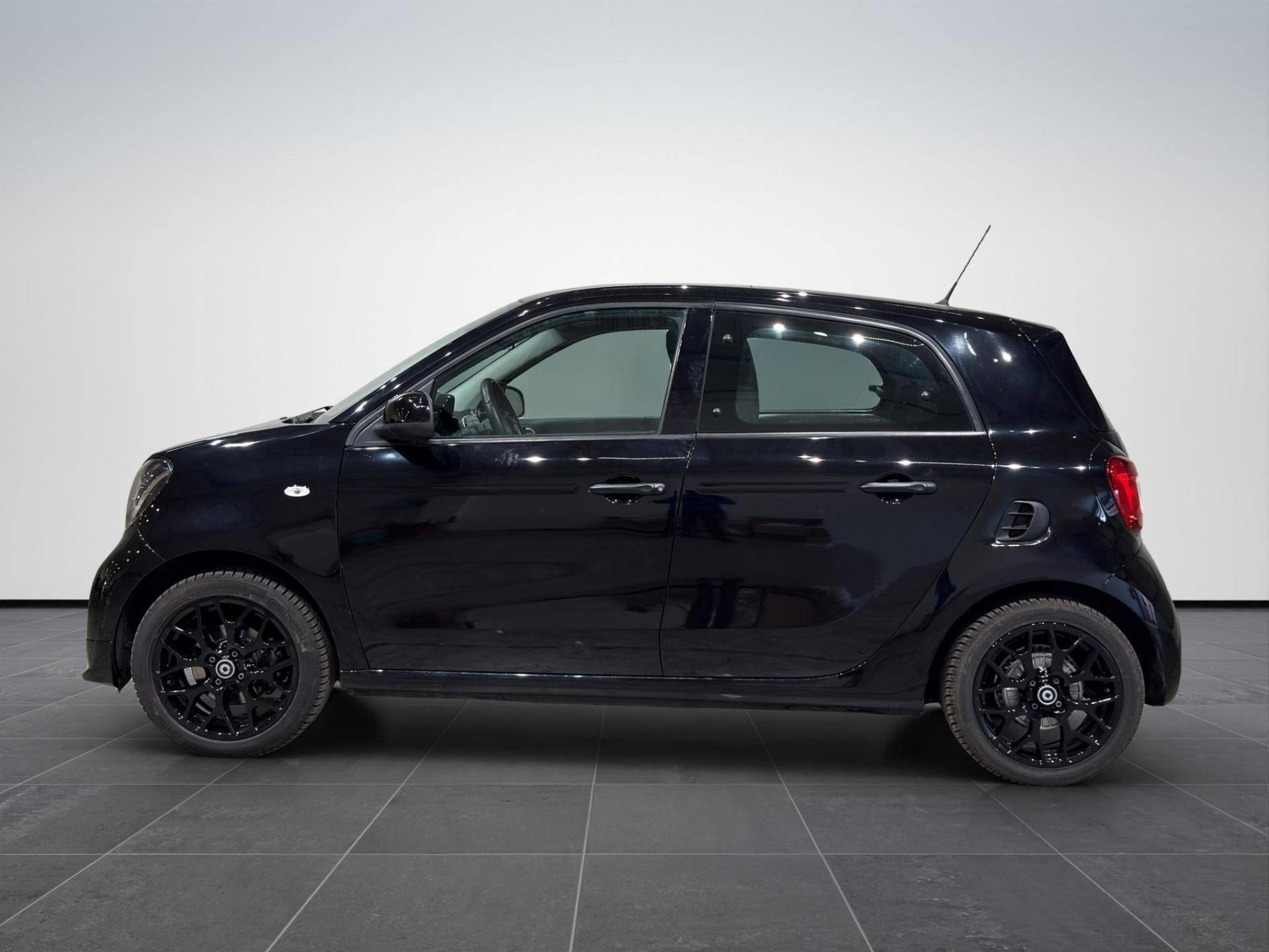 Auto Venduta - SMART Forfour Forfour 0.9 t. Passion 90cv twinamic my18 usata in pronta consegna - Brandini