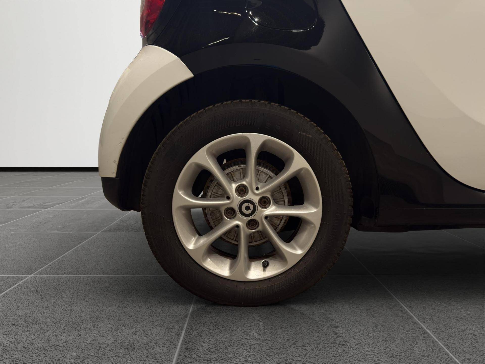 Auto Venduta - SMART Forfour Forfour 1.0 Passion 71cv twinamic my18 usata in pronta consegna - Brandini