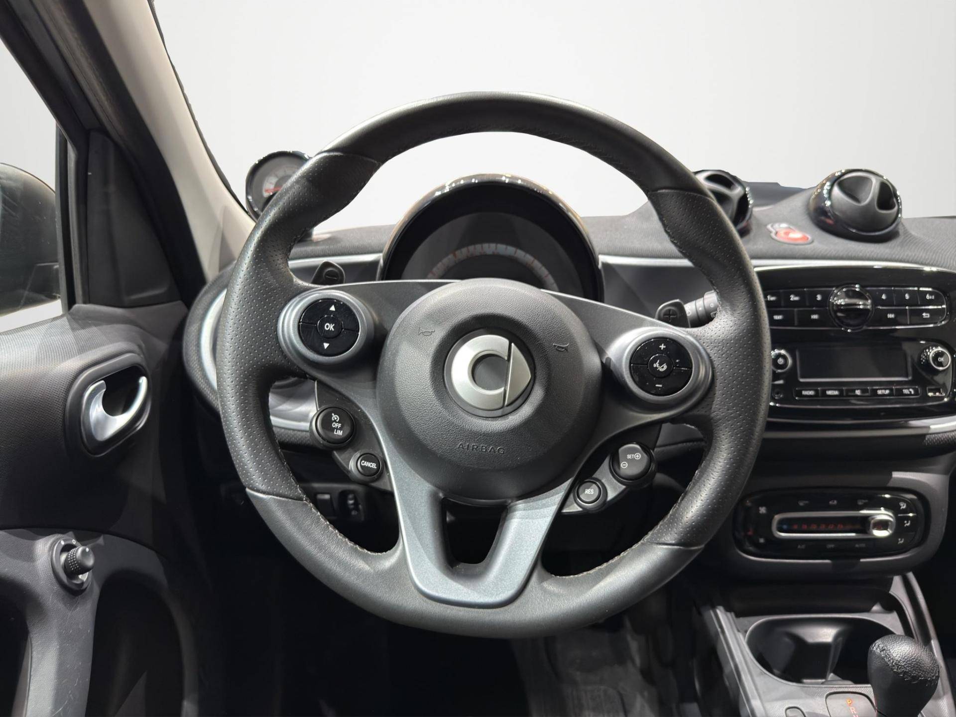 Auto Venduta - SMART Forfour Forfour 0.9 t. Passion 90cv twinamic my18 usata in pronta consegna - Brandini