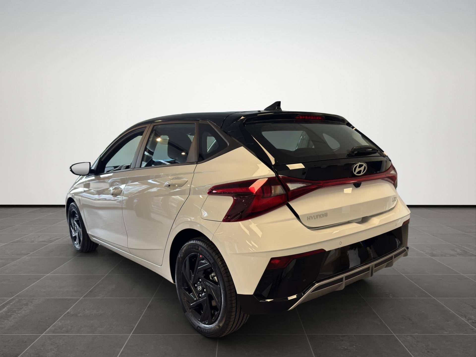 Auto Venduta - HYUNDAI I20 i20 1.0 t-gdi Dark Line 90cv mt usata in pronta consegna - Brandini