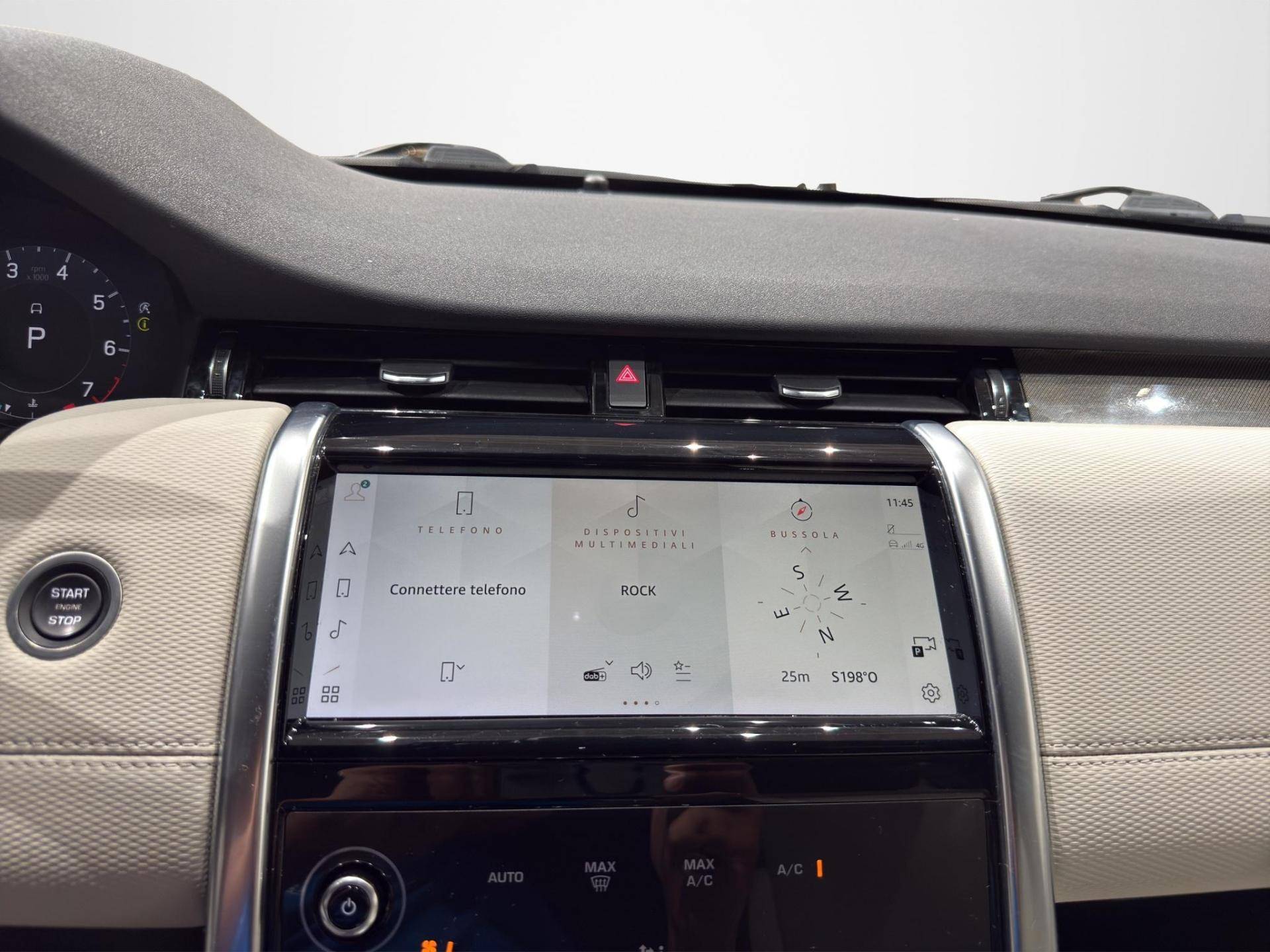 LAND ROVER Discovery Sport Discovery Sport 2.0 si4 mhev Black awd 290cv auto usata in pronta consegna - Brandini