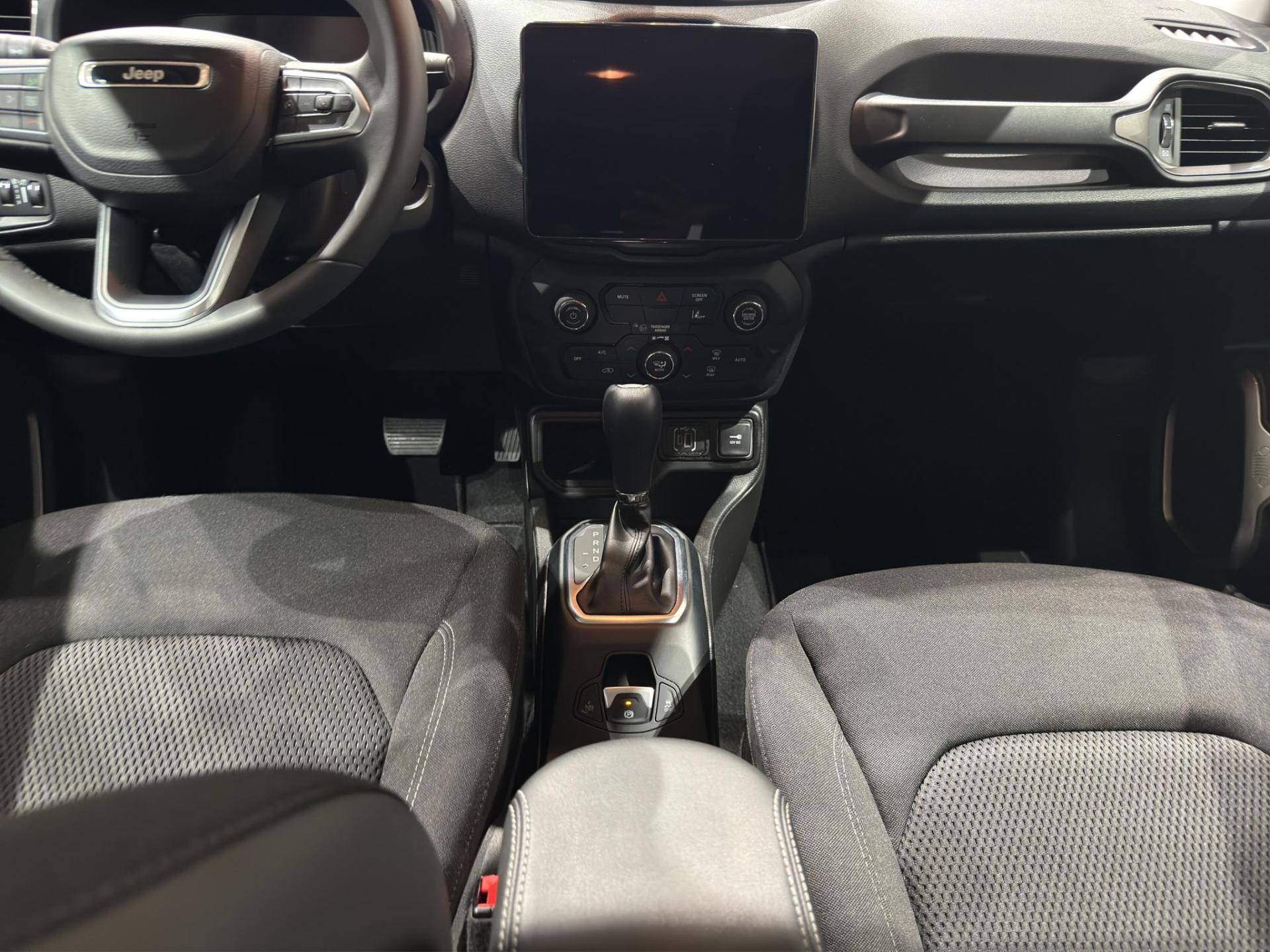 JEEP Renegade Renegade 1.5 turbo t4 mhev Altitude 2wd dct usata in pronta consegna - Brandini