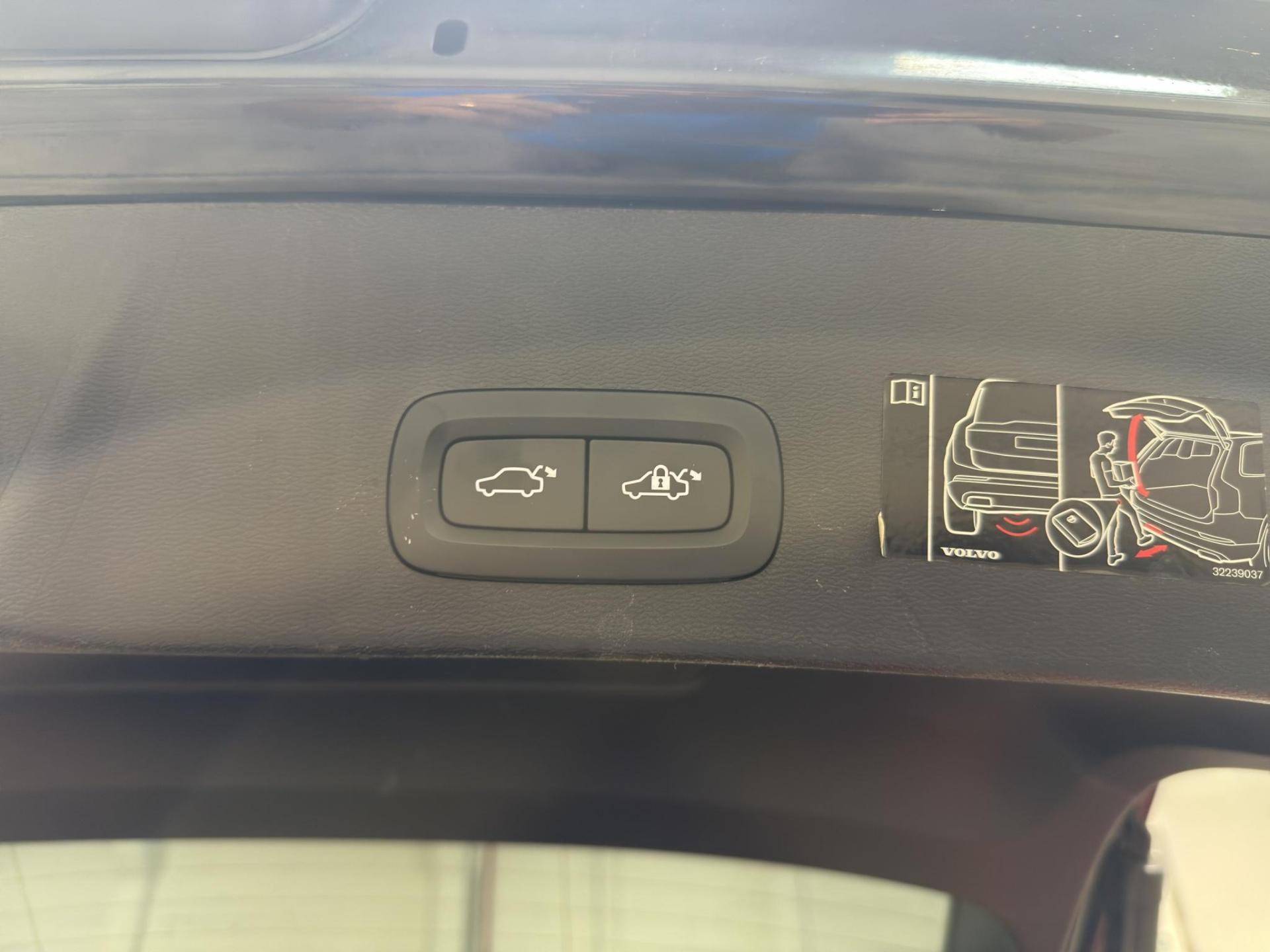 Auto Venduta - VOLVO XC40 XC40 1.5 T2 Momentum my21 usata in pronta consegna - Brandini