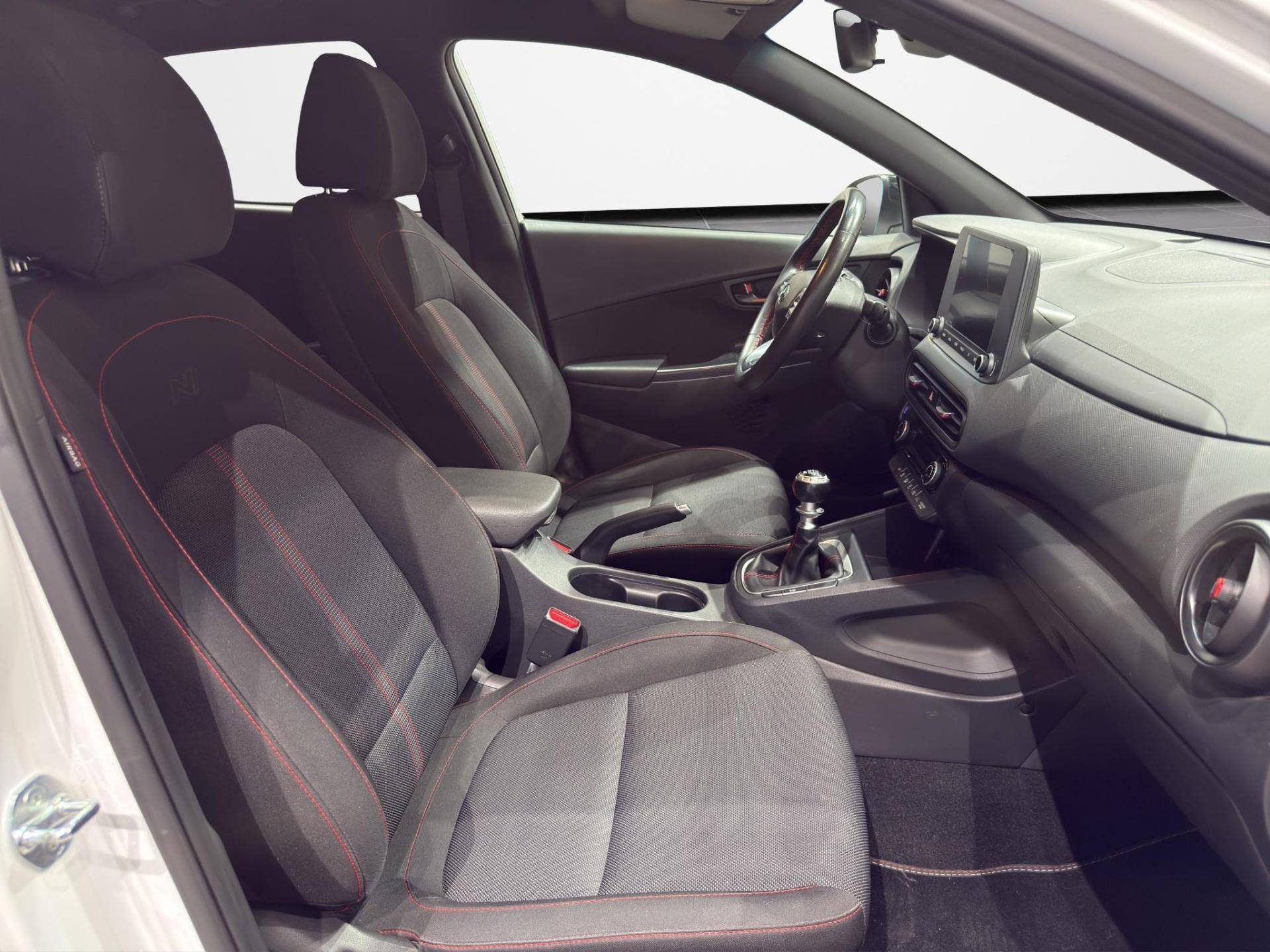 HYUNDAI Kona Kona 1.0 t-gdi 48V NLine 2wd 120cv imt usata in pronta consegna - Brandini