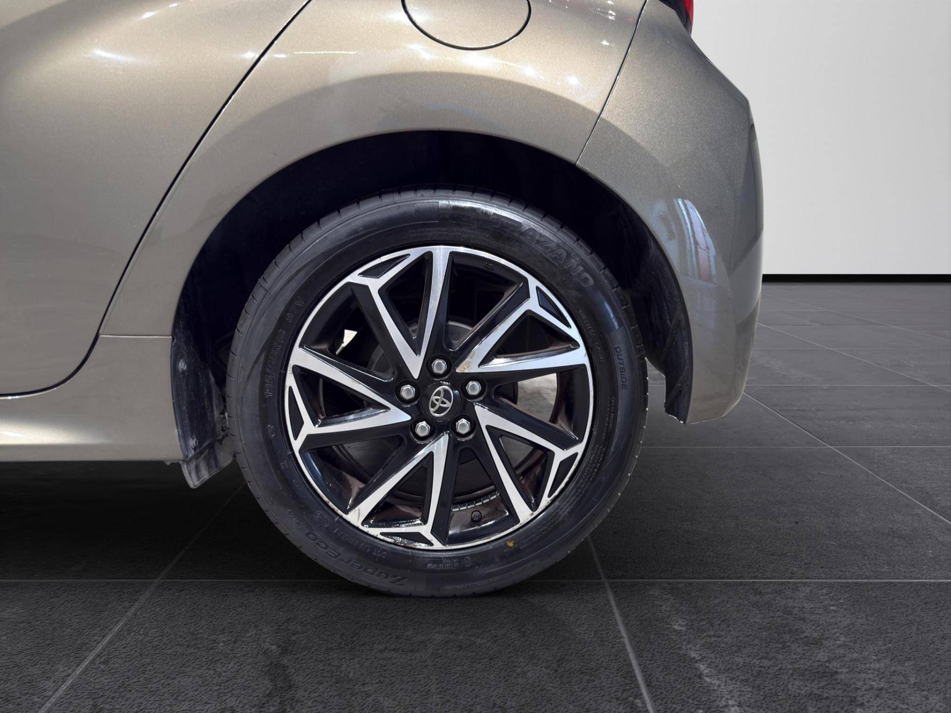 Auto Venduta - TOYOTA Yaris Yaris 1.0 Active usata in pronta consegna - Brandini