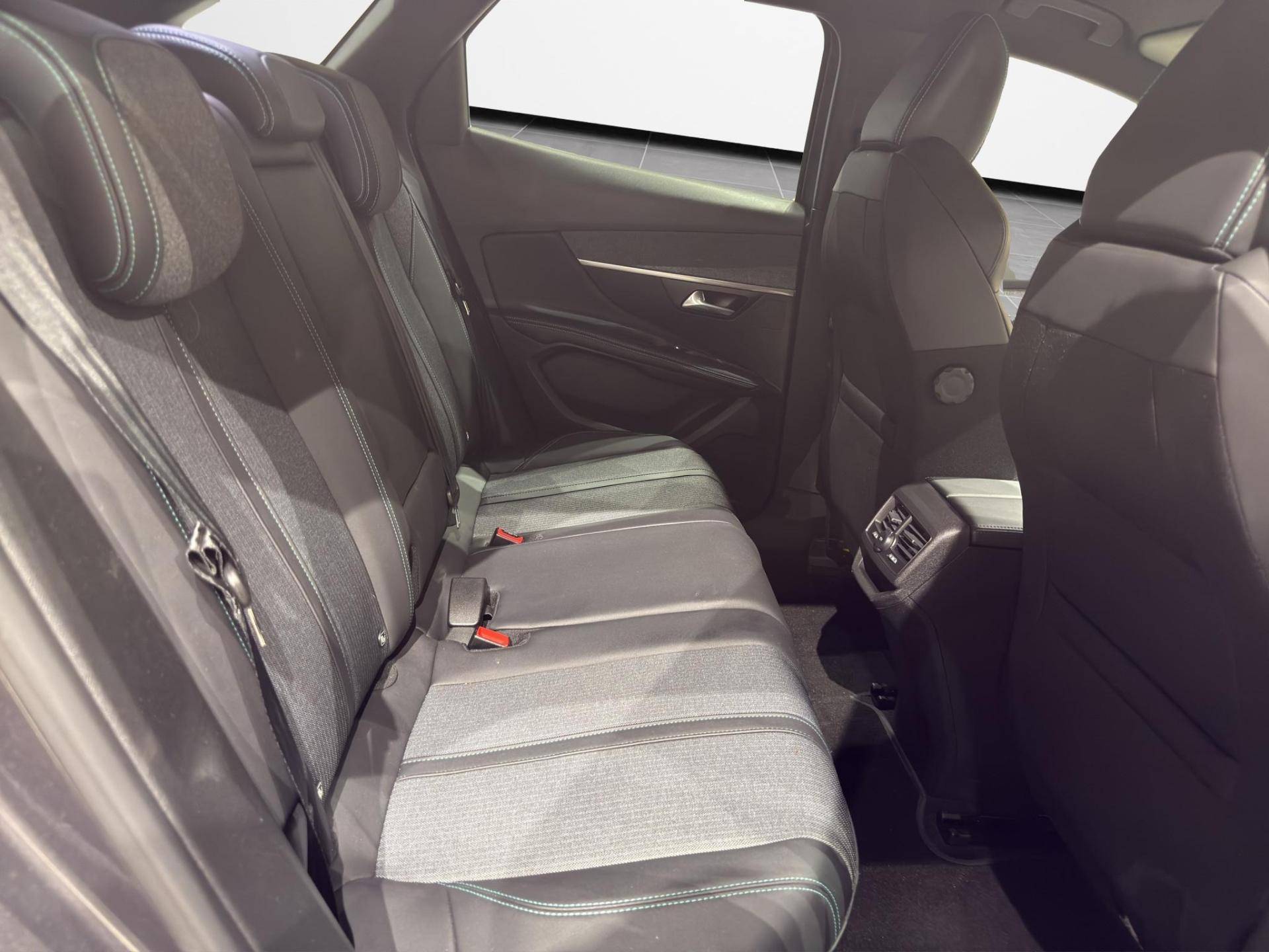 PEUGEOT 3008 3008 1.2 puretech t. Allure Pack s&s 130cv eat8 usata in pronta consegna - Brandini