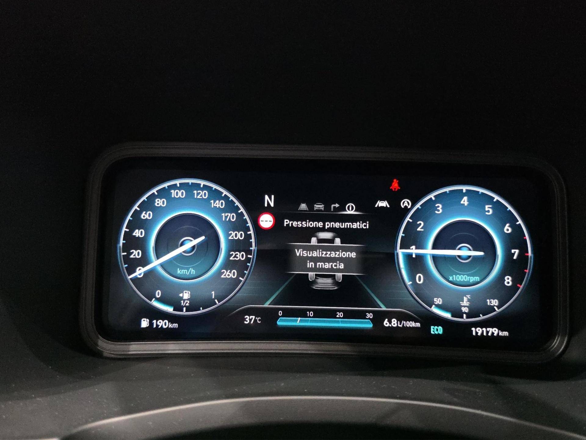 HYUNDAI Kona Kona 1.0 t-gdi 48V Xline Safety Pack 2wd 120cv imt usata in pronta consegna - Brandini